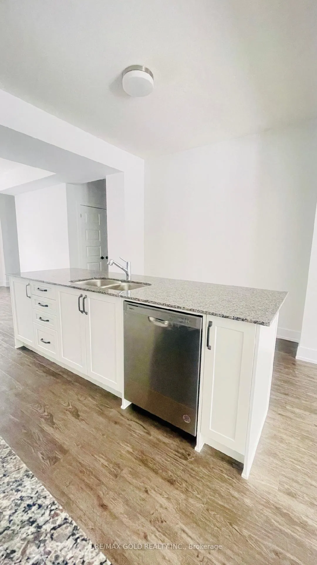Photo 15 of Unit 38, 99 Roger Street, Waterloo, Uptown Waterloo — HOMEH