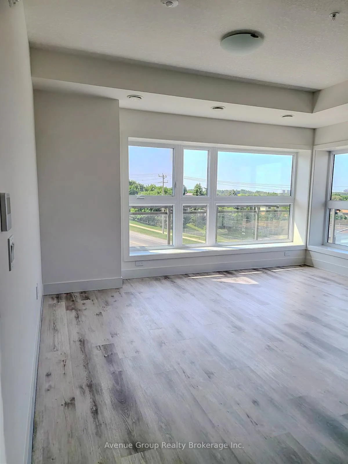 Photo 7 of Unit 311, 1101 Lackner Place, Kitchener — HOMEH