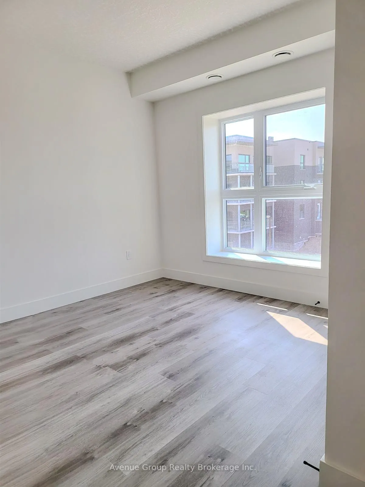 Photo 8 of Unit 311, 1101 Lackner Place, Kitchener — HOMEH