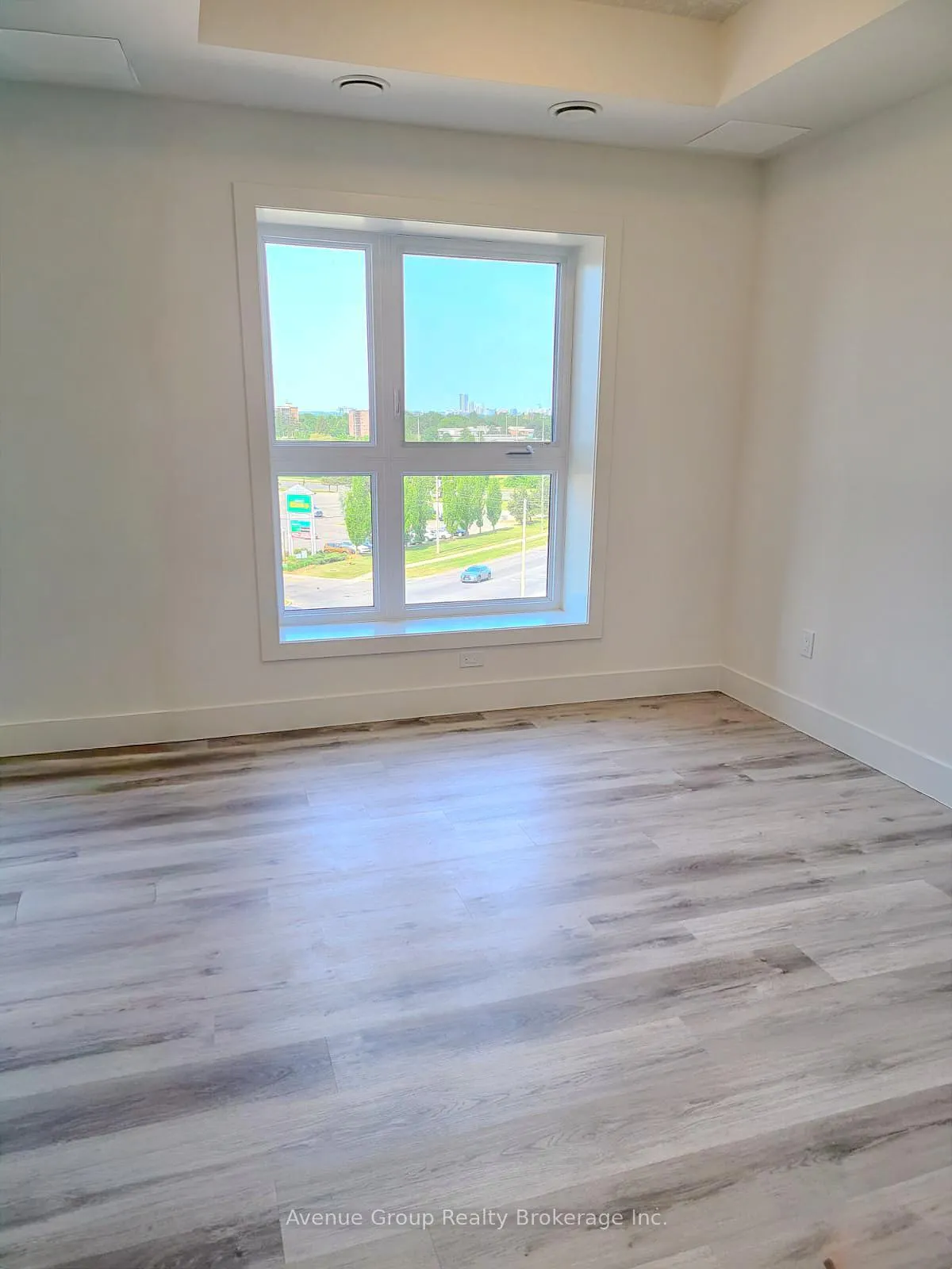 Photo 9 of Unit 311, 1101 Lackner Place, Kitchener — HOMEH