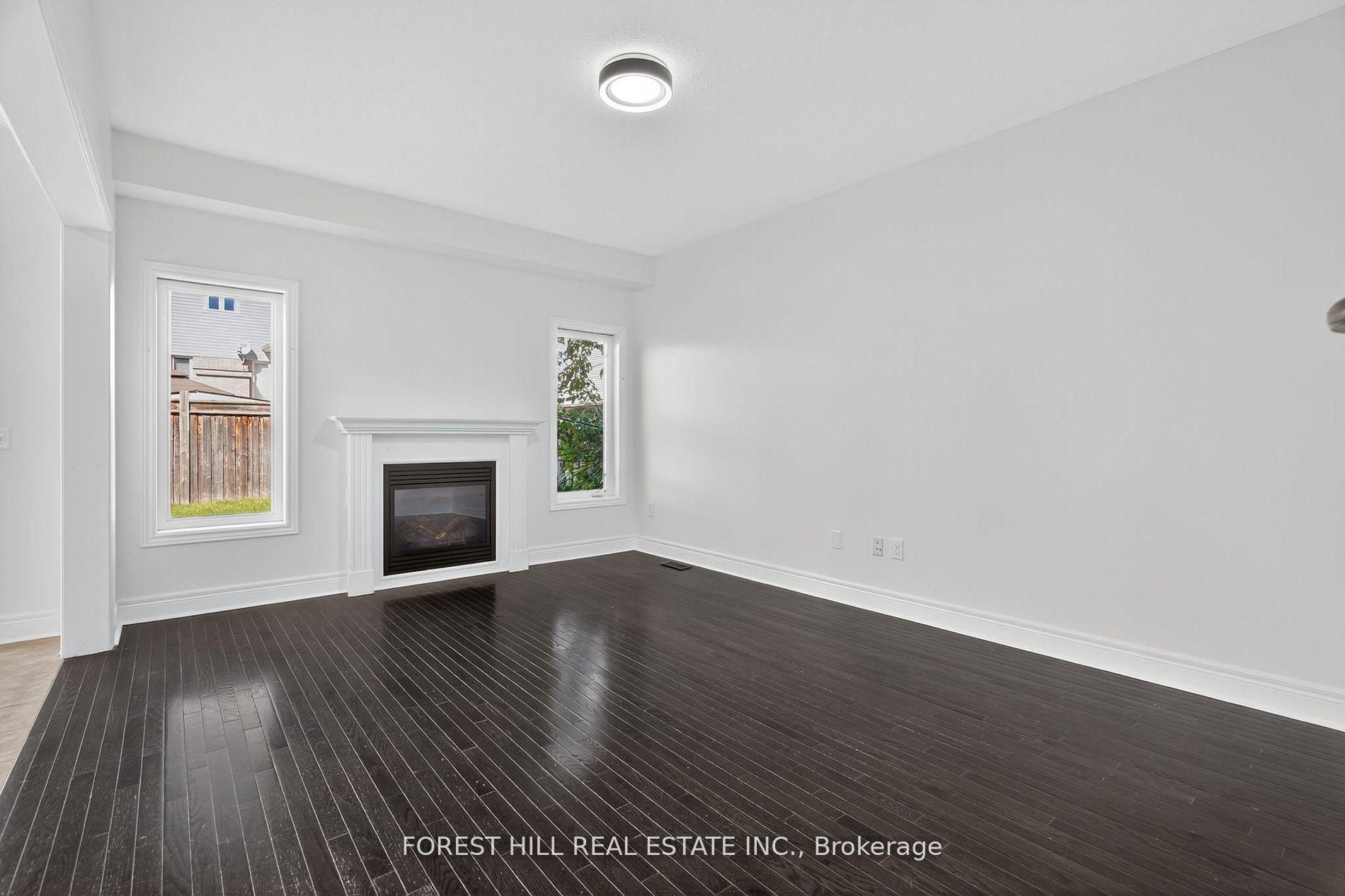 Photo 7 of 14 Dewell Crescent, Clarington, Courtice — HOMEH