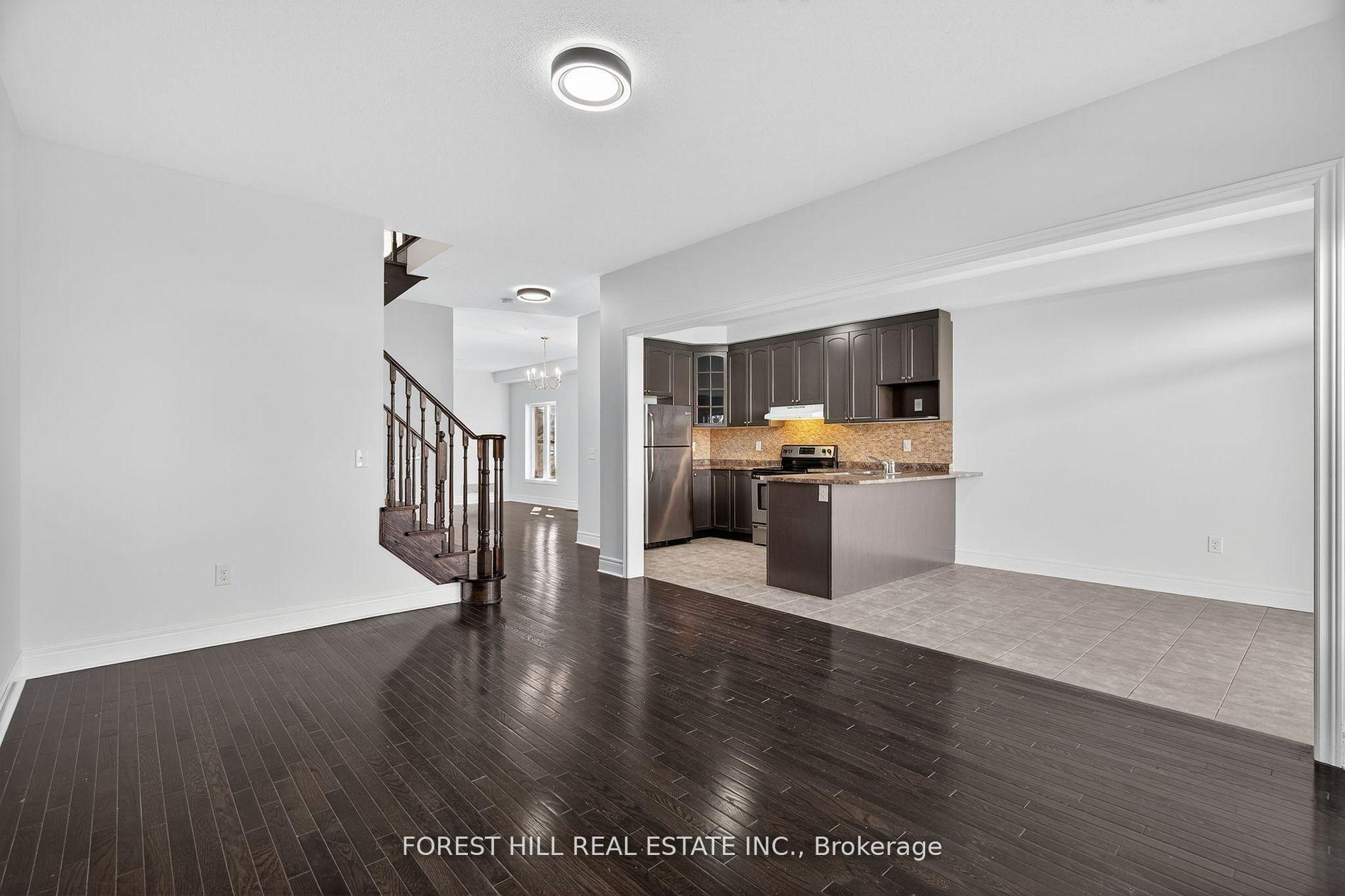 Photo 10 of 14 Dewell Crescent, Clarington, Courtice — HOMEH