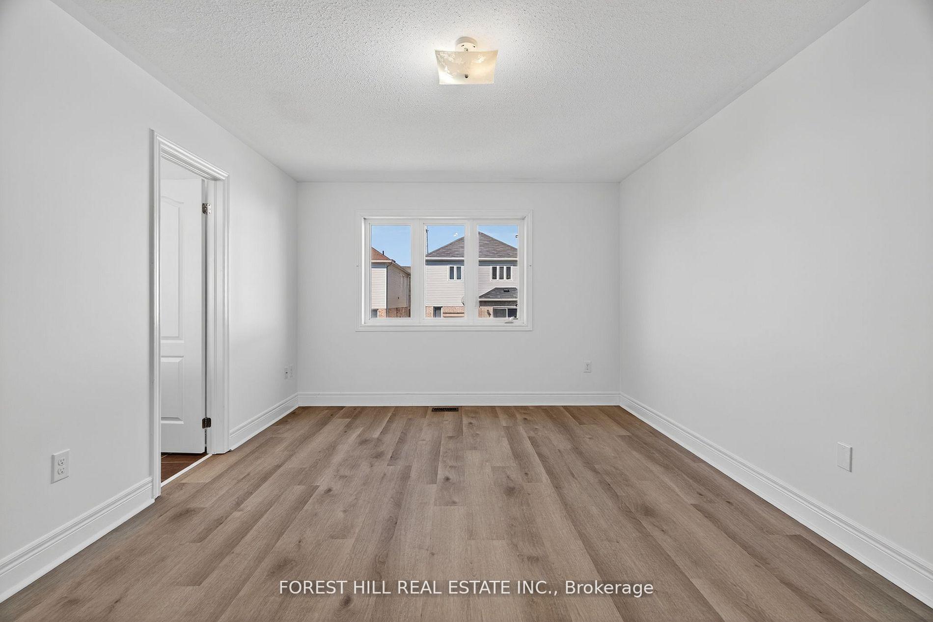 Photo 17 of 14 Dewell Crescent, Clarington, Courtice — HOMEH