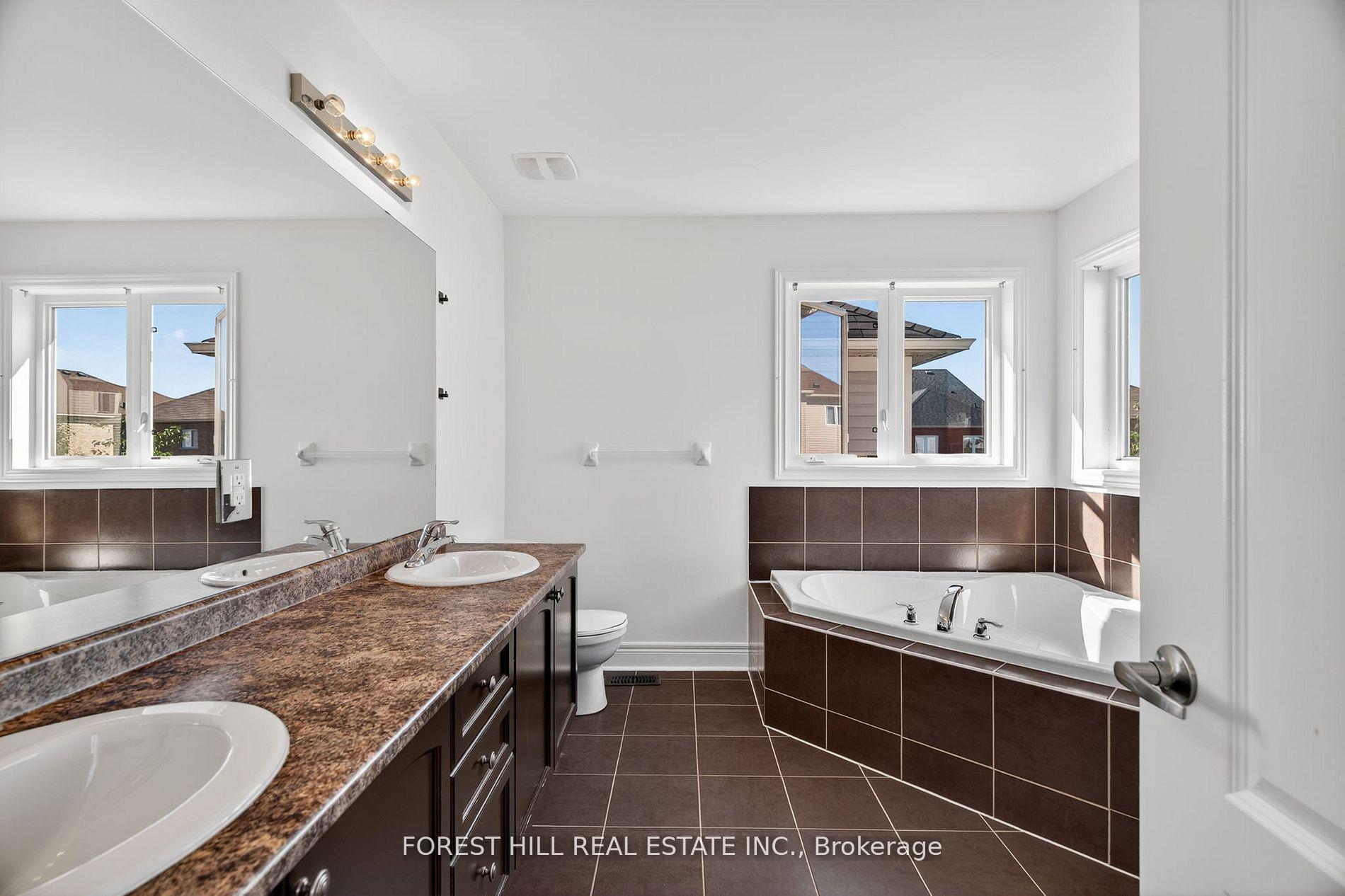 Photo 19 of 14 Dewell Crescent, Clarington, Courtice — HOMEH