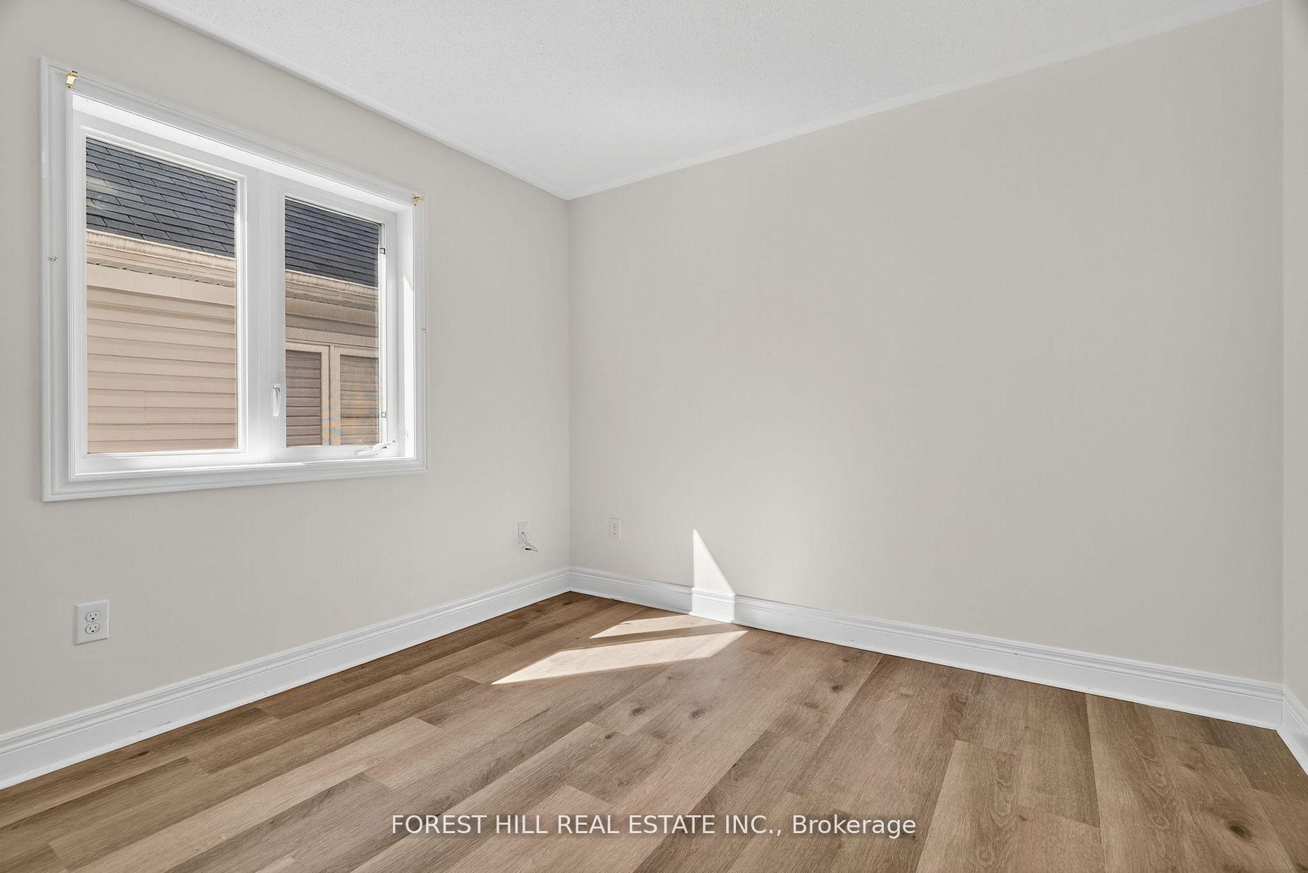 Photo 24 of 14 Dewell Crescent, Clarington, Courtice — HOMEH