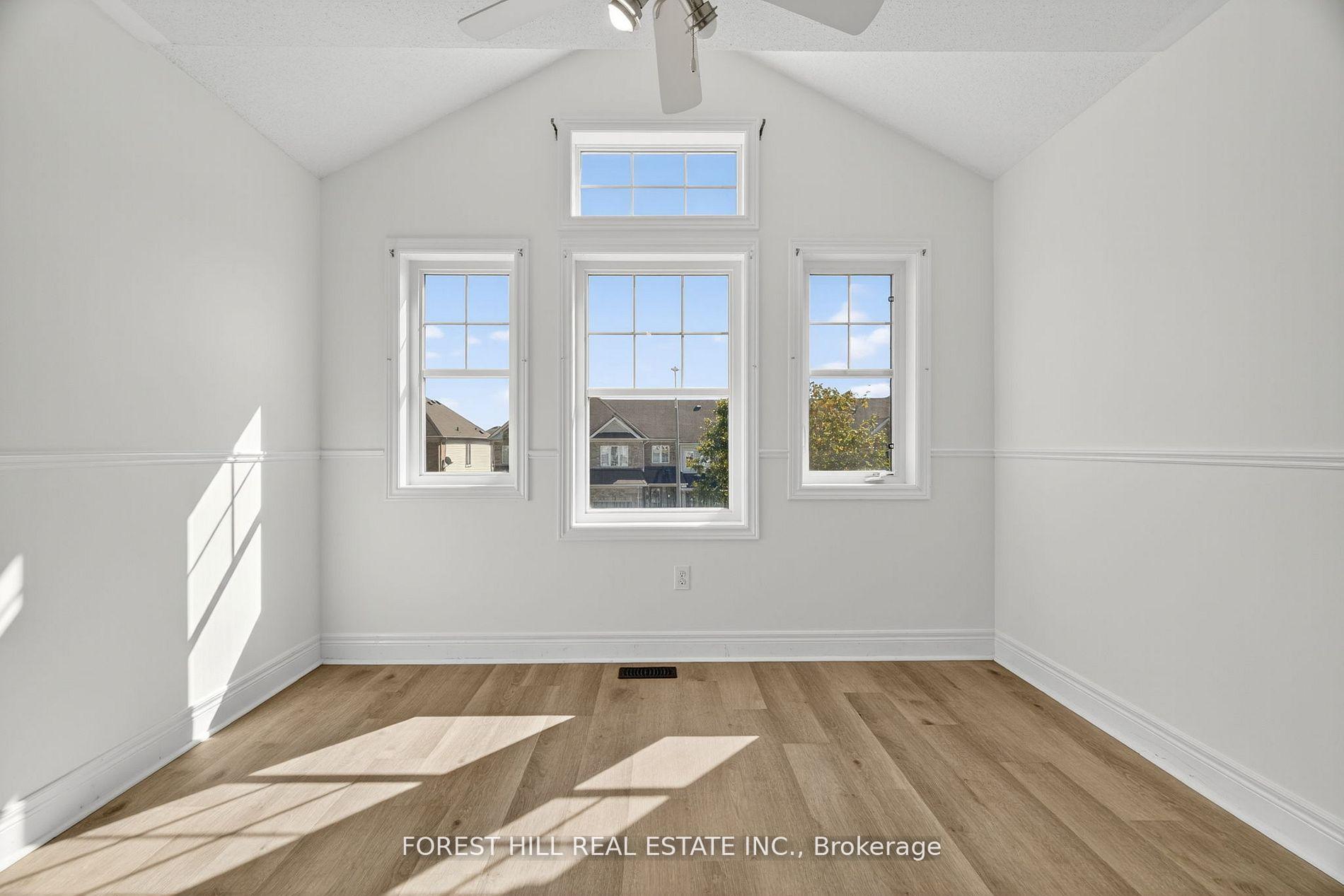 Photo 32 of 14 Dewell Crescent, Clarington, Courtice — HOMEH
