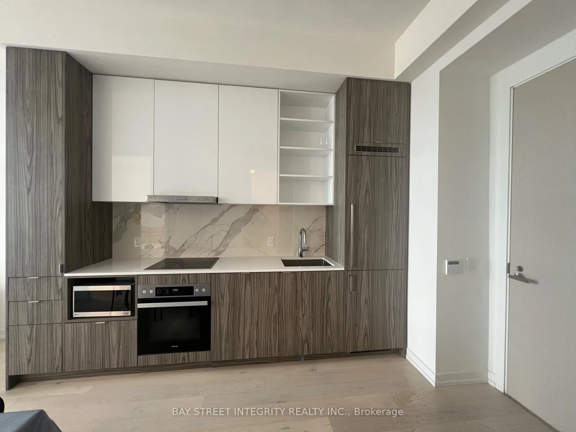 Photo 3 of Unit PH206, 55 Cooper Street, Toronto, Waterfront Communities — HOMEH