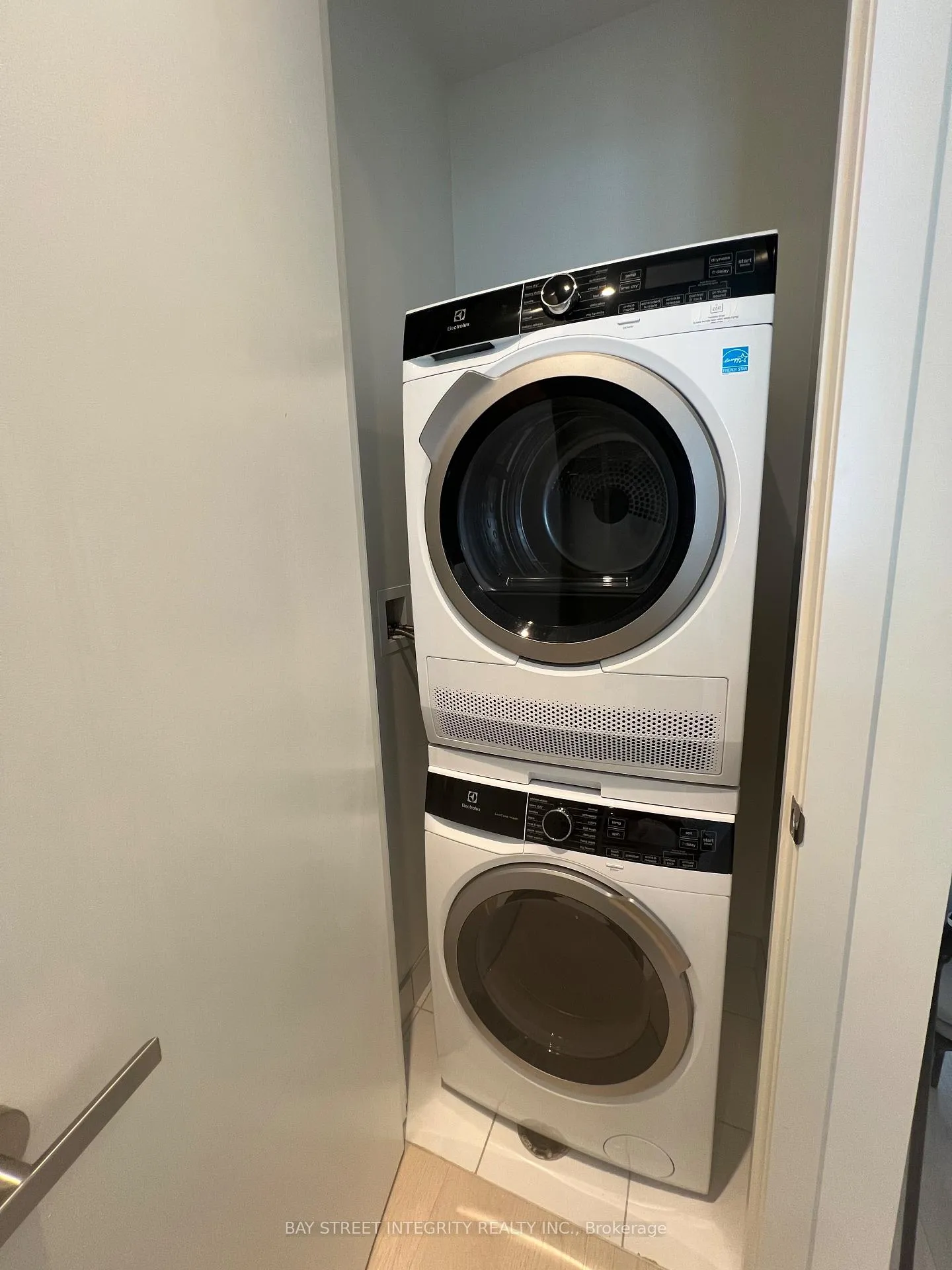 Photo 12 of Unit PH206, 55 Cooper Street, Toronto, Waterfront Communities — HOMEH