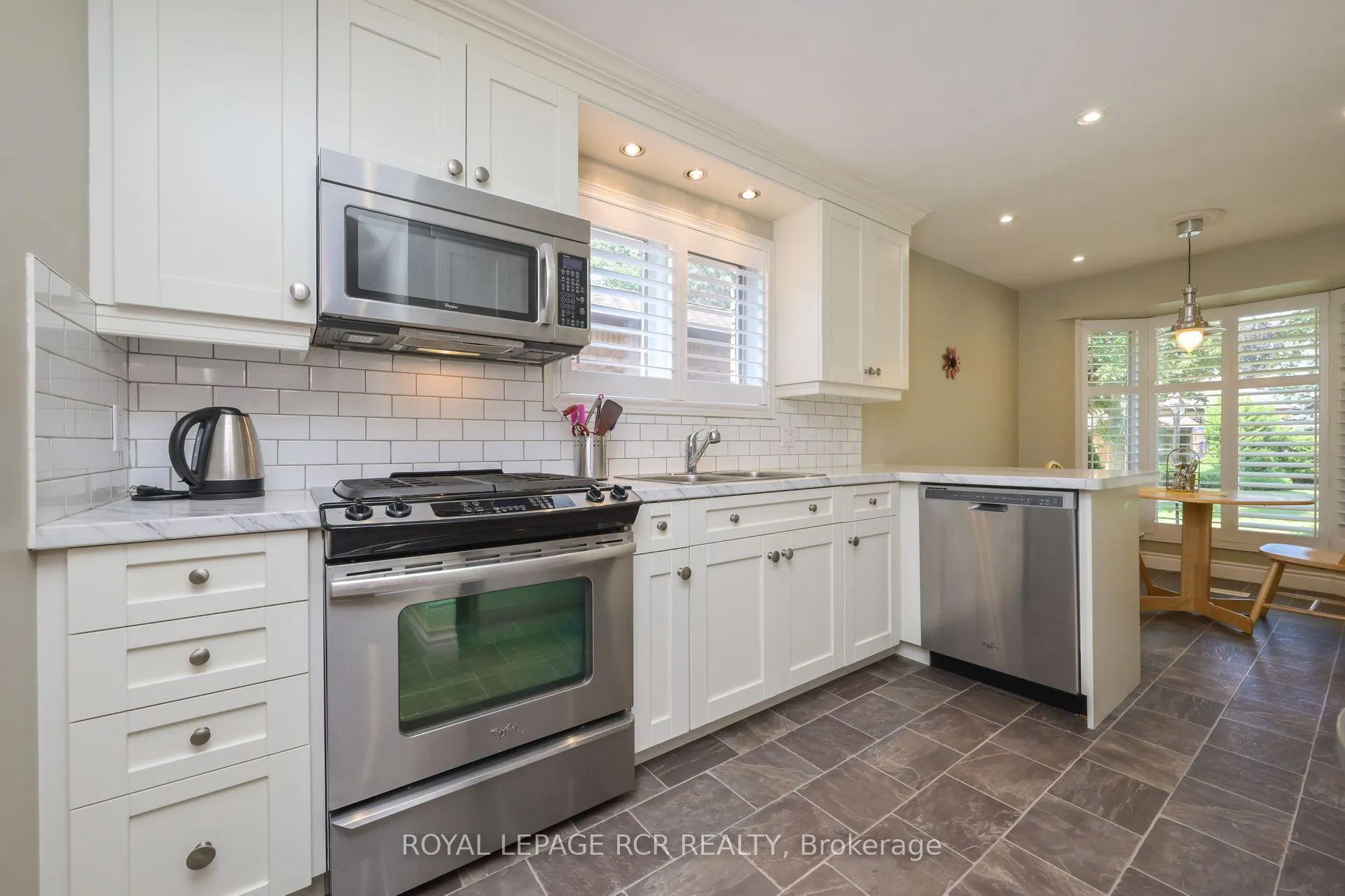 Photo 4 of 1 Riverview Road, New Tecumseth, Alliston — HOMEH