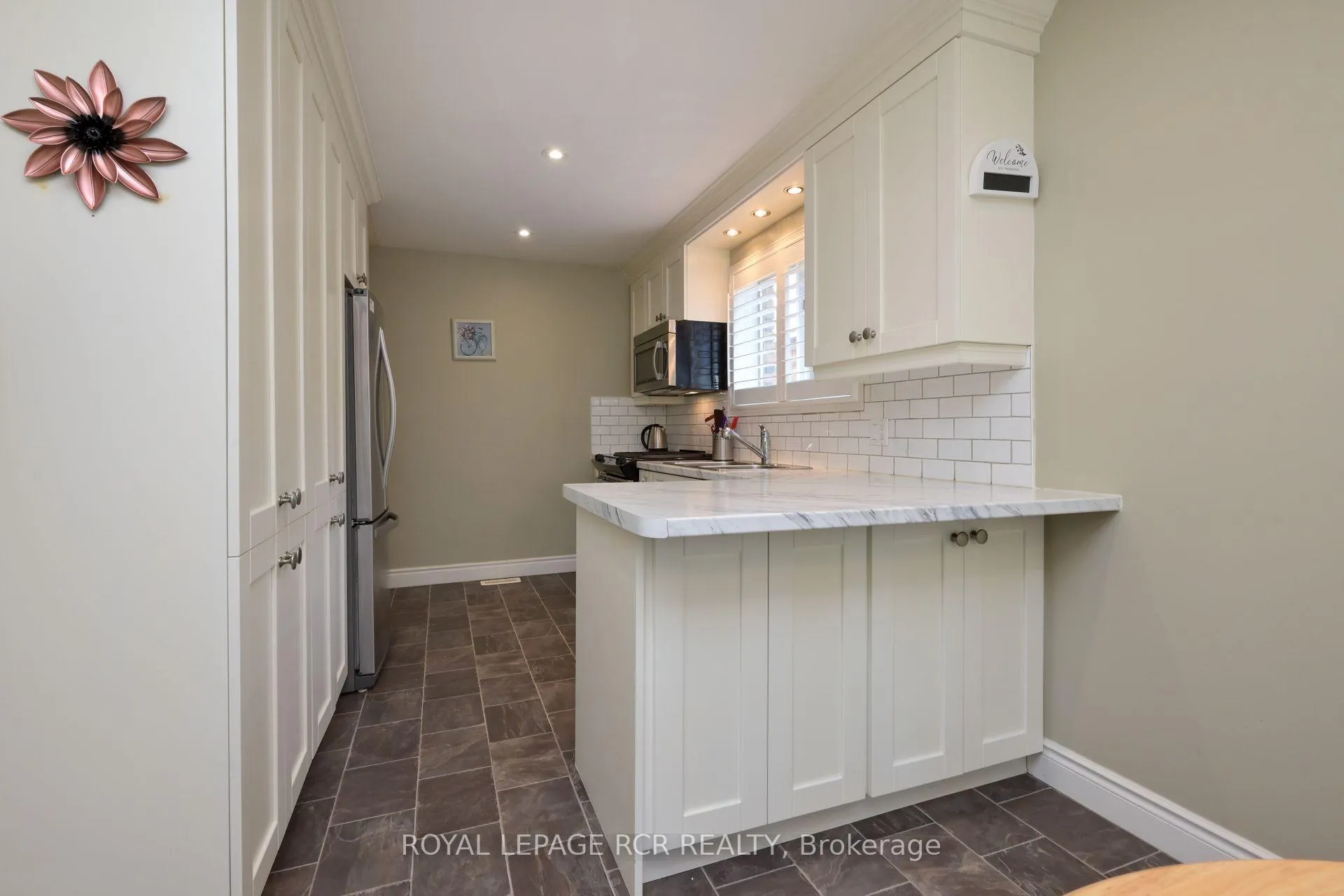 Photo 6 of 1 Riverview Road, New Tecumseth, Alliston — HOMEH