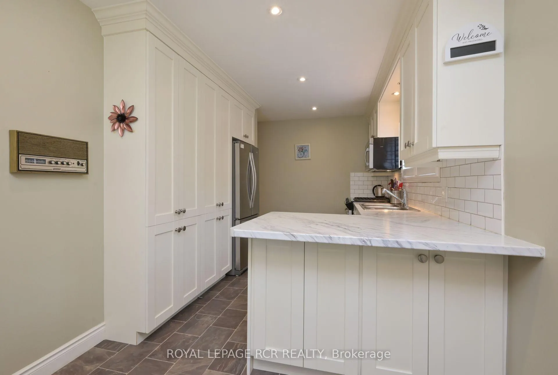 Photo 7 of 1 Riverview Road, New Tecumseth, Alliston — HOMEH