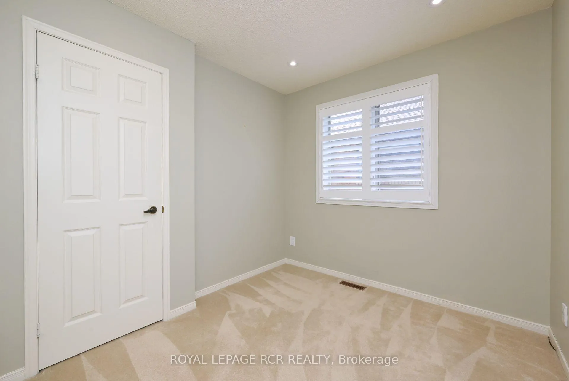 Photo 9 of 1 Riverview Road, New Tecumseth, Alliston — HOMEH