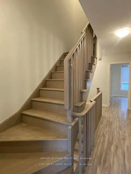 Photo 7 of 1631 Pleasure Valley Path, Oshawa, Samac — HOMEH