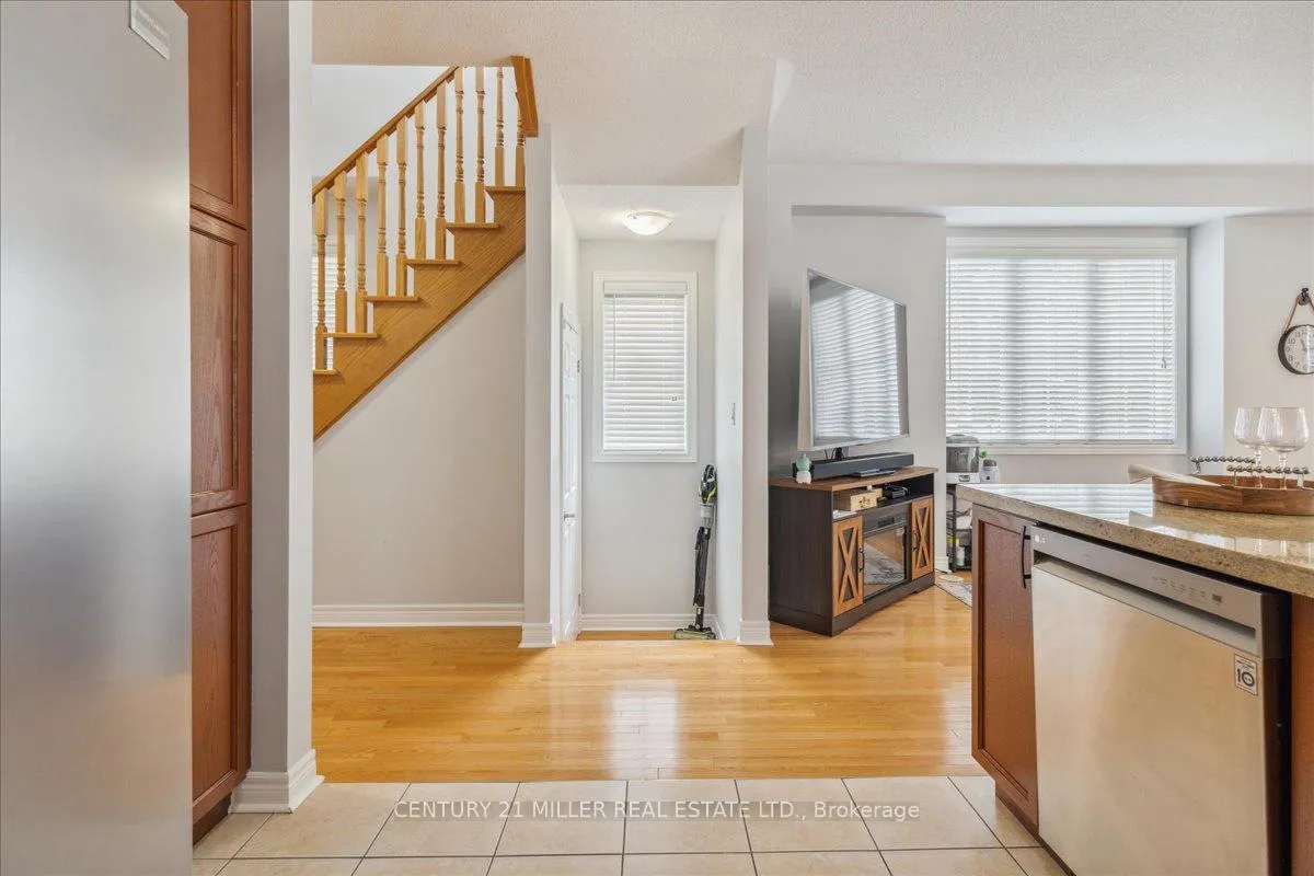 Photo 12 of Unit 52, 27 Cedar Lake Crescent, Brampton, Bram West — HOMEH
