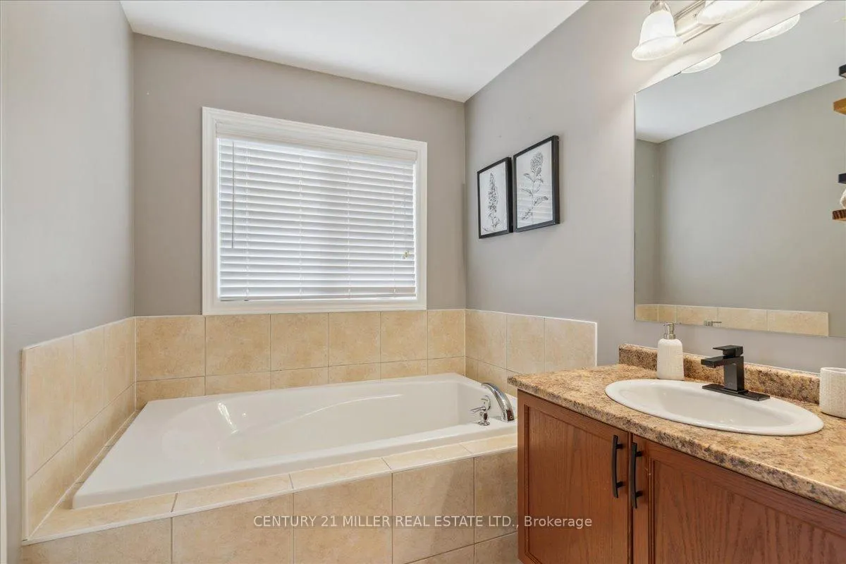 Photo 25 of Unit 52, 27 Cedar Lake Crescent, Brampton, Bram West — HOMEH