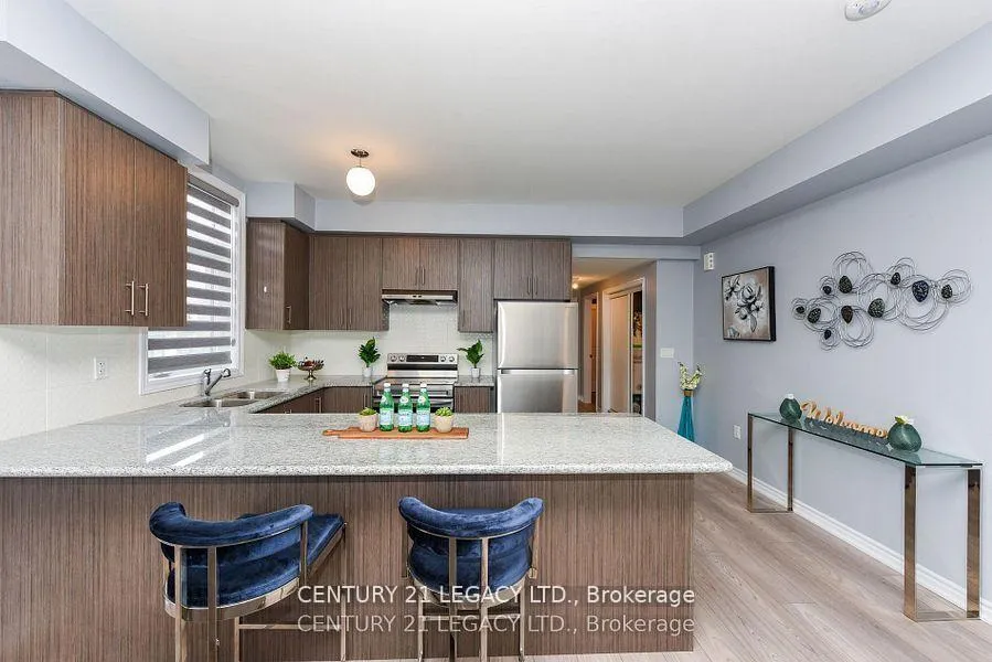 Photo 6 of Unit 712, 60 Halliford Place, Brampton, Goreway Drive Corridor — HOMEH