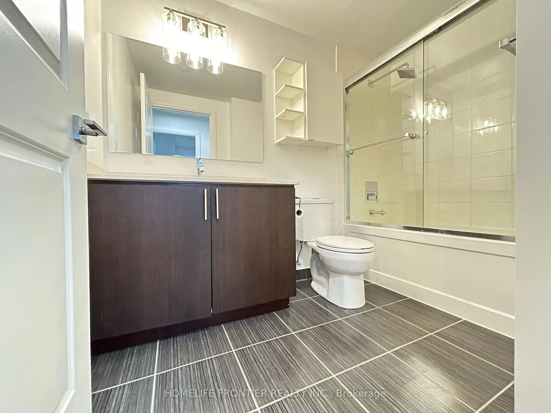 Photo 18 of Unit 803, 7171 Yonge Street, Markham, Grandview — HOMEH