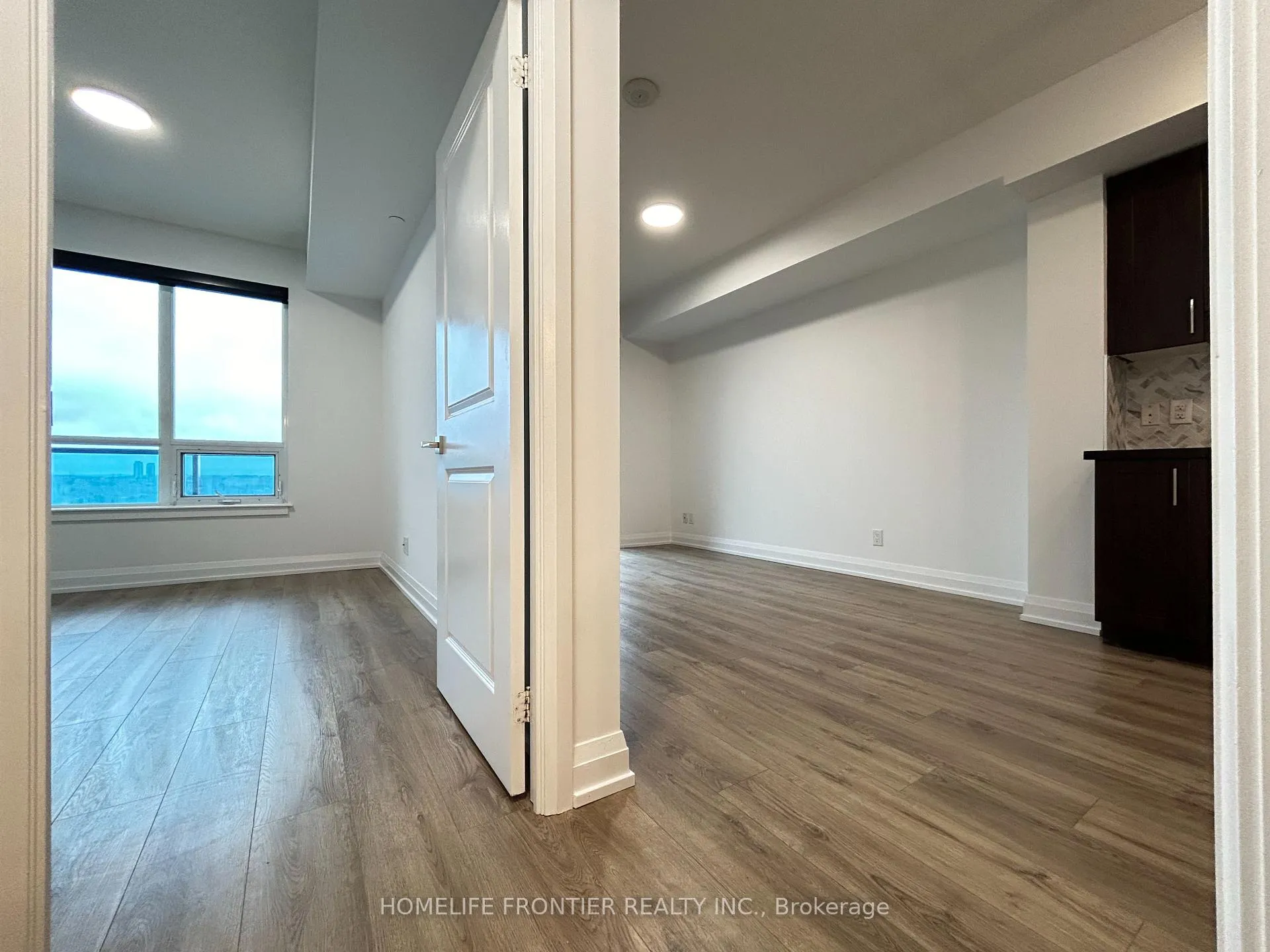 Photo 20 of Unit 803, 7171 Yonge Street, Markham, Grandview — HOMEH