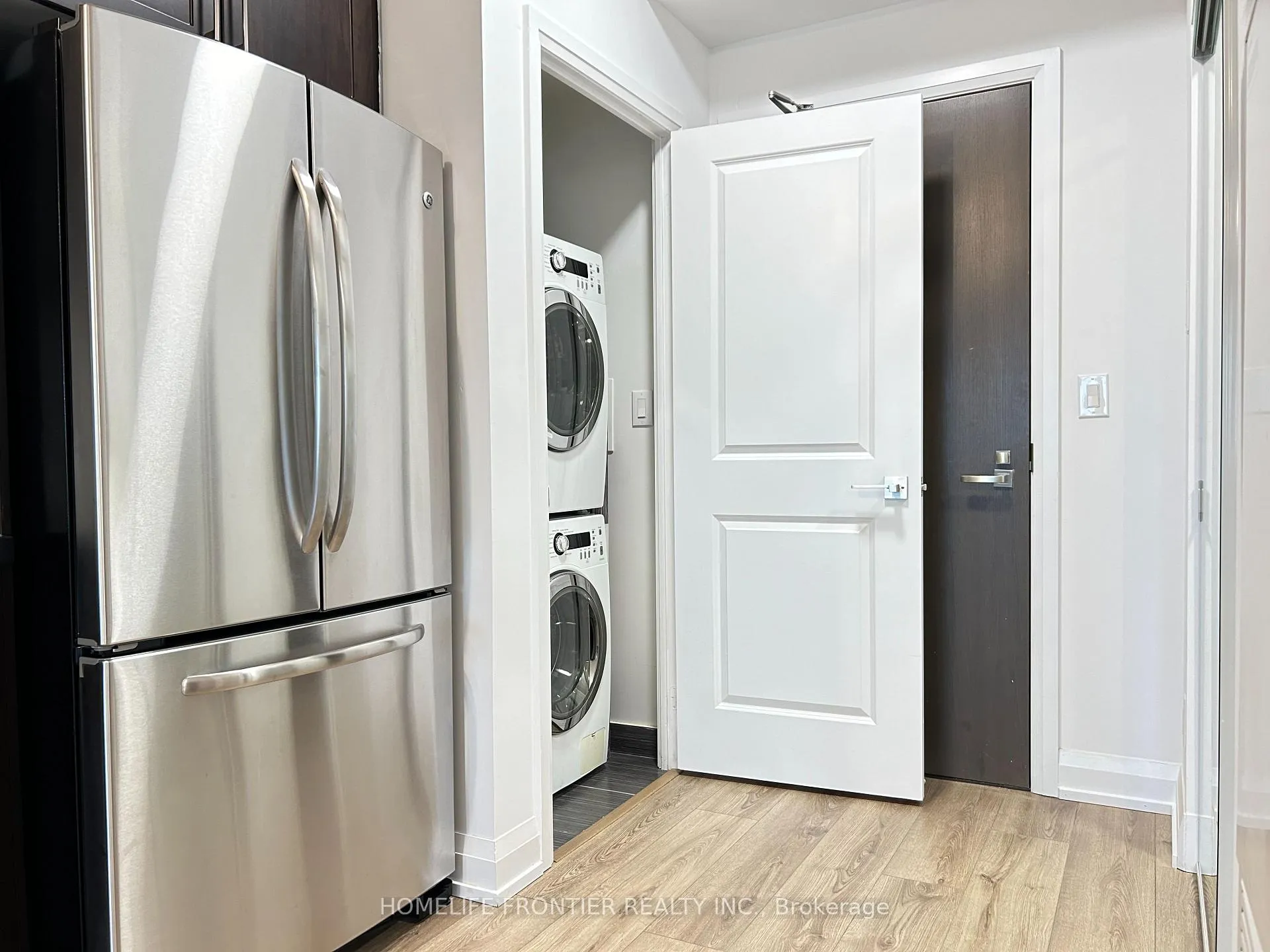 Photo 22 of Unit 803, 7171 Yonge Street, Markham, Grandview — HOMEH