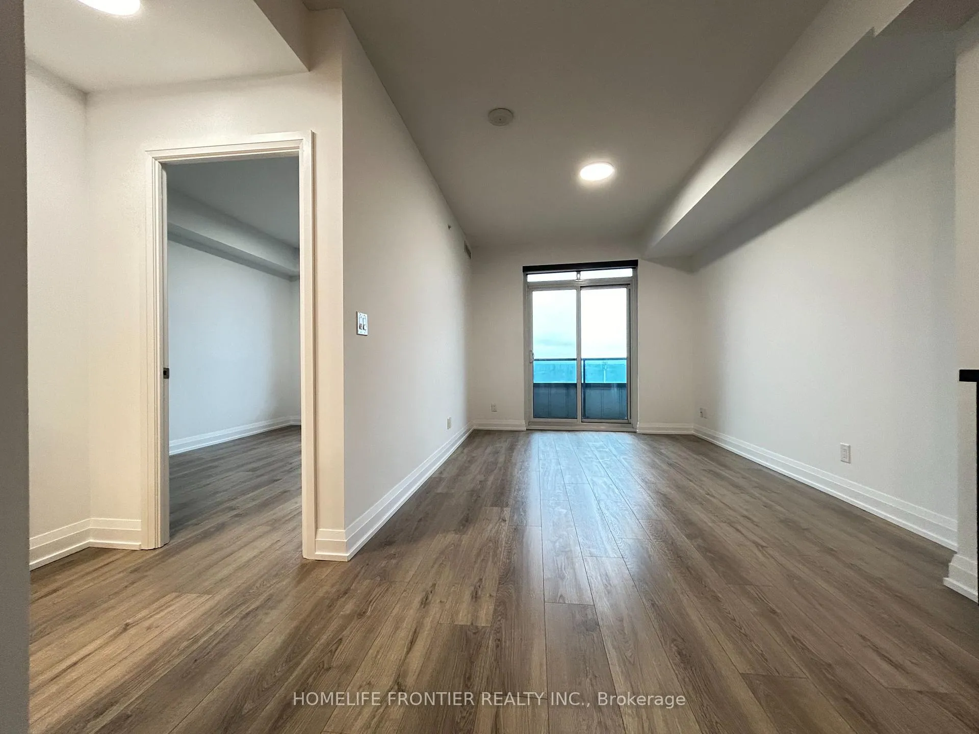 Photo 25 of Unit 803, 7171 Yonge Street, Markham, Grandview — HOMEH