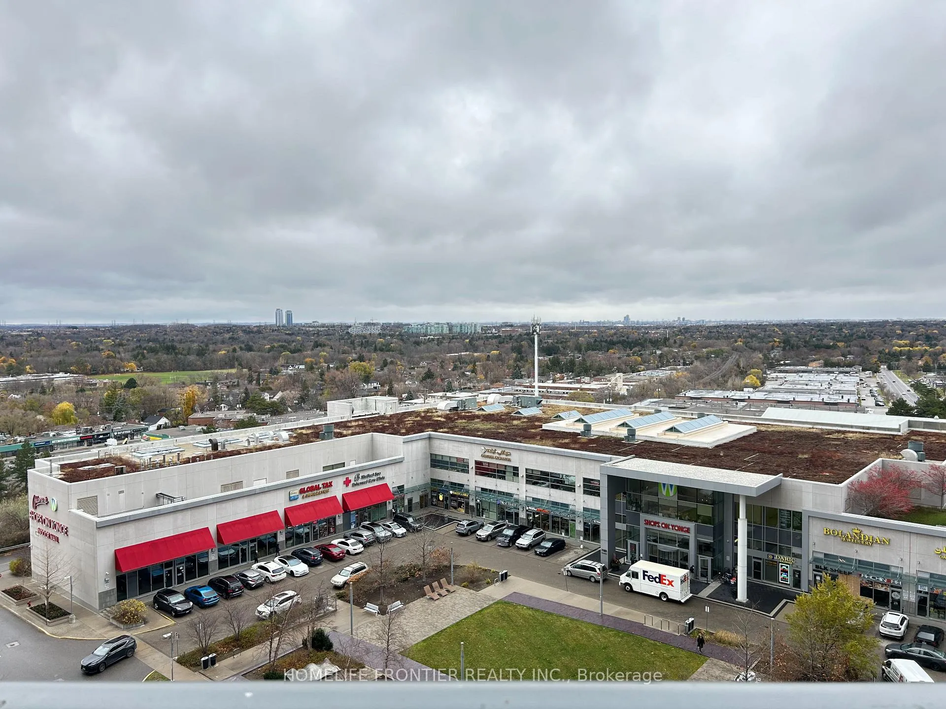Photo 27 of Unit 803, 7171 Yonge Street, Markham, Grandview — HOMEH