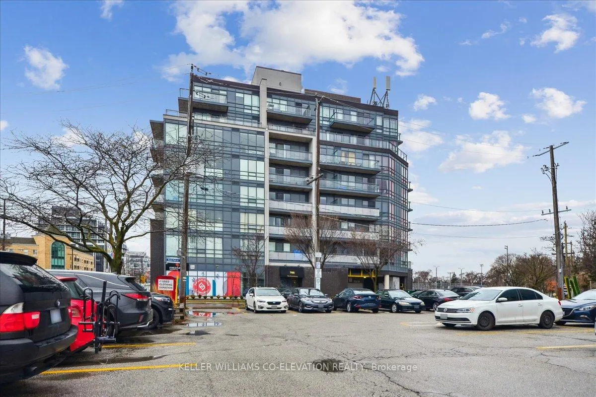 Photo 3 of Unit 406, 760 The Queensway, Etobicoke, Stonegate-Queensway — HOMEH