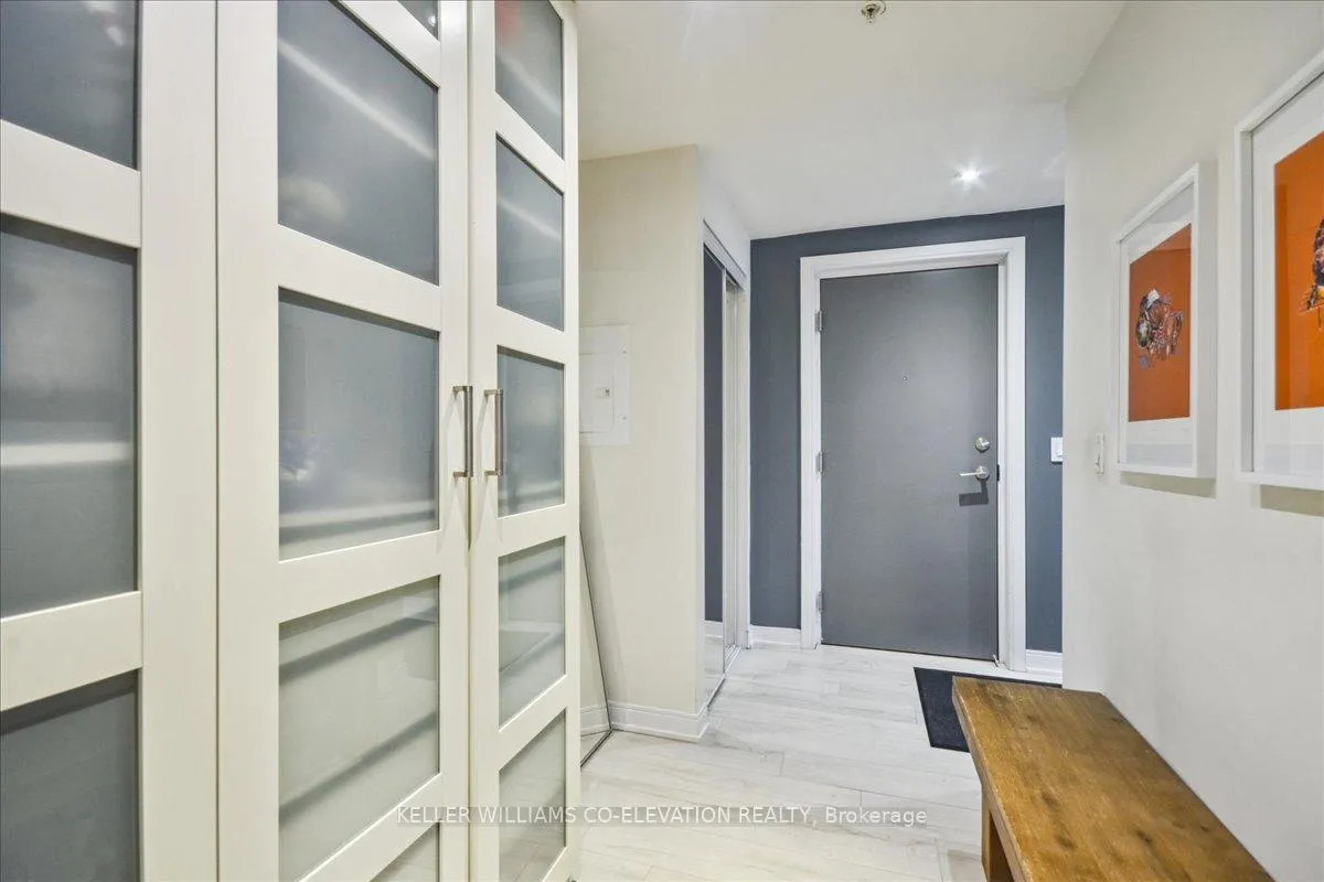 Photo 5 of Unit 406, 760 The Queensway, Etobicoke, Stonegate-Queensway — HOMEH