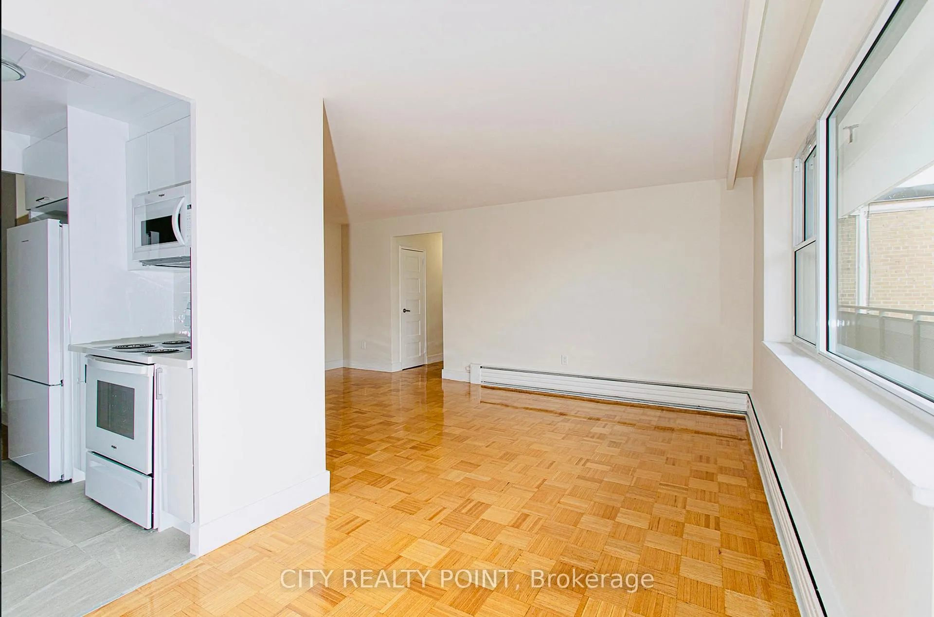 Photo 3 of Unit 405, 2 Grandstand Place, Toronto, Thorncliffe Park — HOMEH