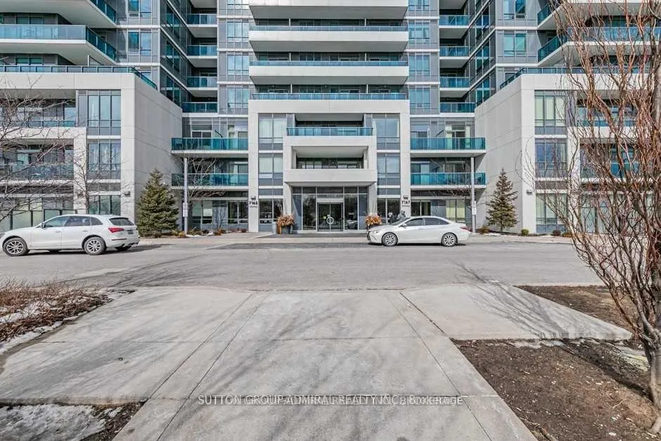 Photo 2 of Unit PH301, 7167 Yonge Street, Markham, Thornhill — HOMEH