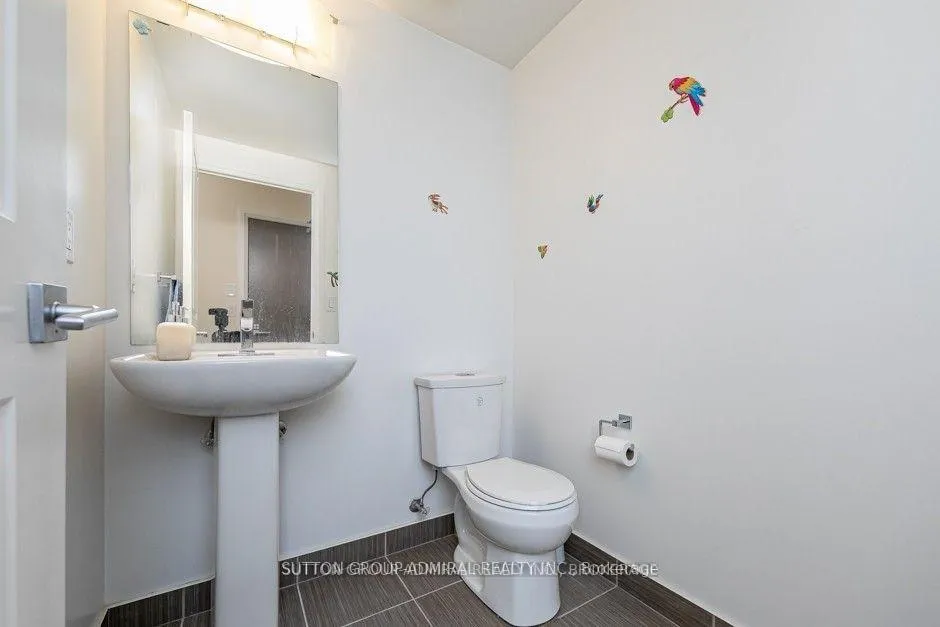 Photo 10 of Unit PH301, 7167 Yonge Street, Markham, Thornhill — HOMEH