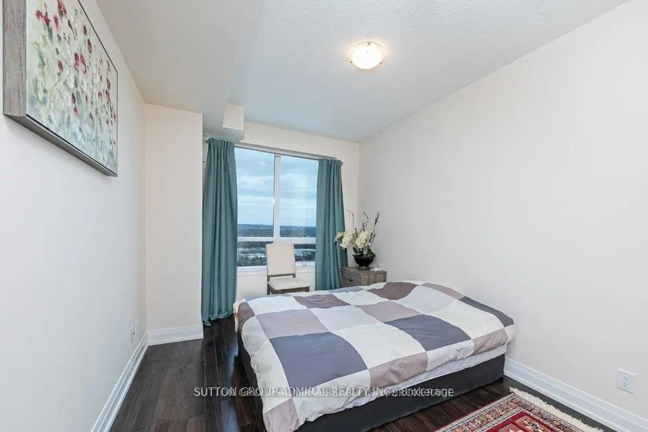 Photo 17 of Unit PH301, 7167 Yonge Street, Markham, Thornhill — HOMEH