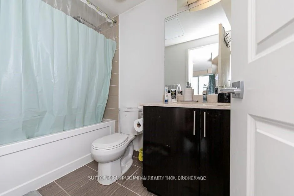 Photo 18 of Unit PH301, 7167 Yonge Street, Markham, Thornhill — HOMEH