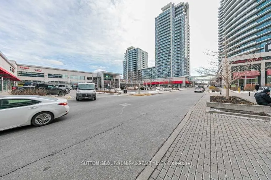 Photo 21 of Unit PH301, 7167 Yonge Street, Markham, Thornhill — HOMEH