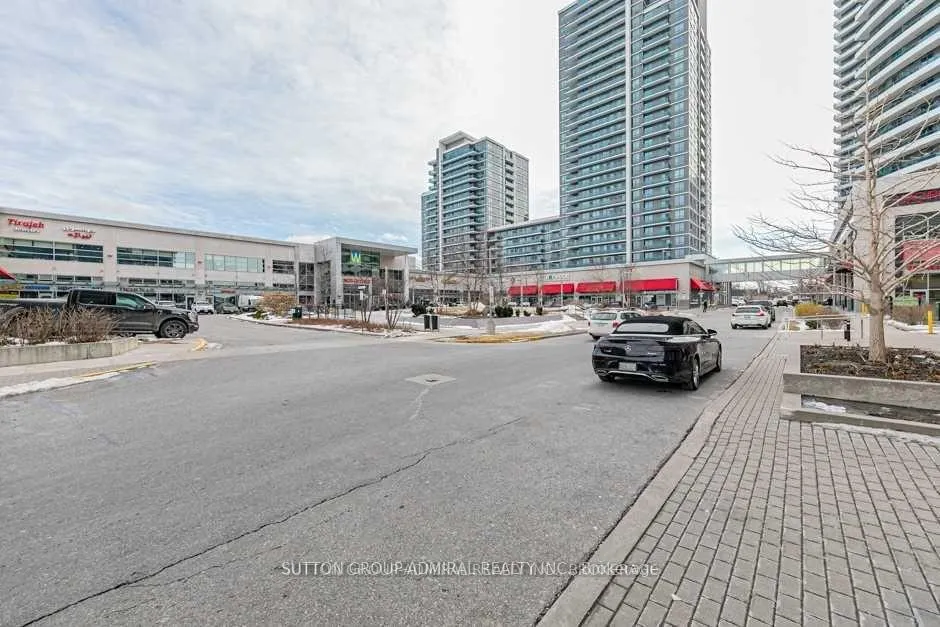 Photo 22 of Unit PH301, 7167 Yonge Street, Markham, Thornhill — HOMEH