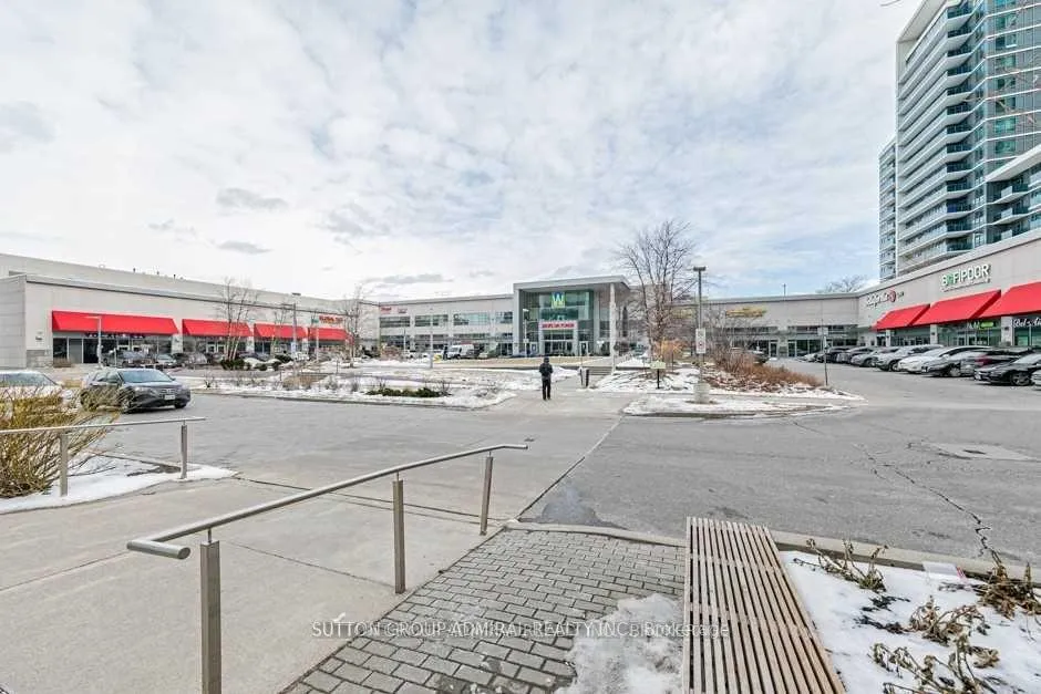 Photo 23 of Unit PH301, 7167 Yonge Street, Markham, Thornhill — HOMEH