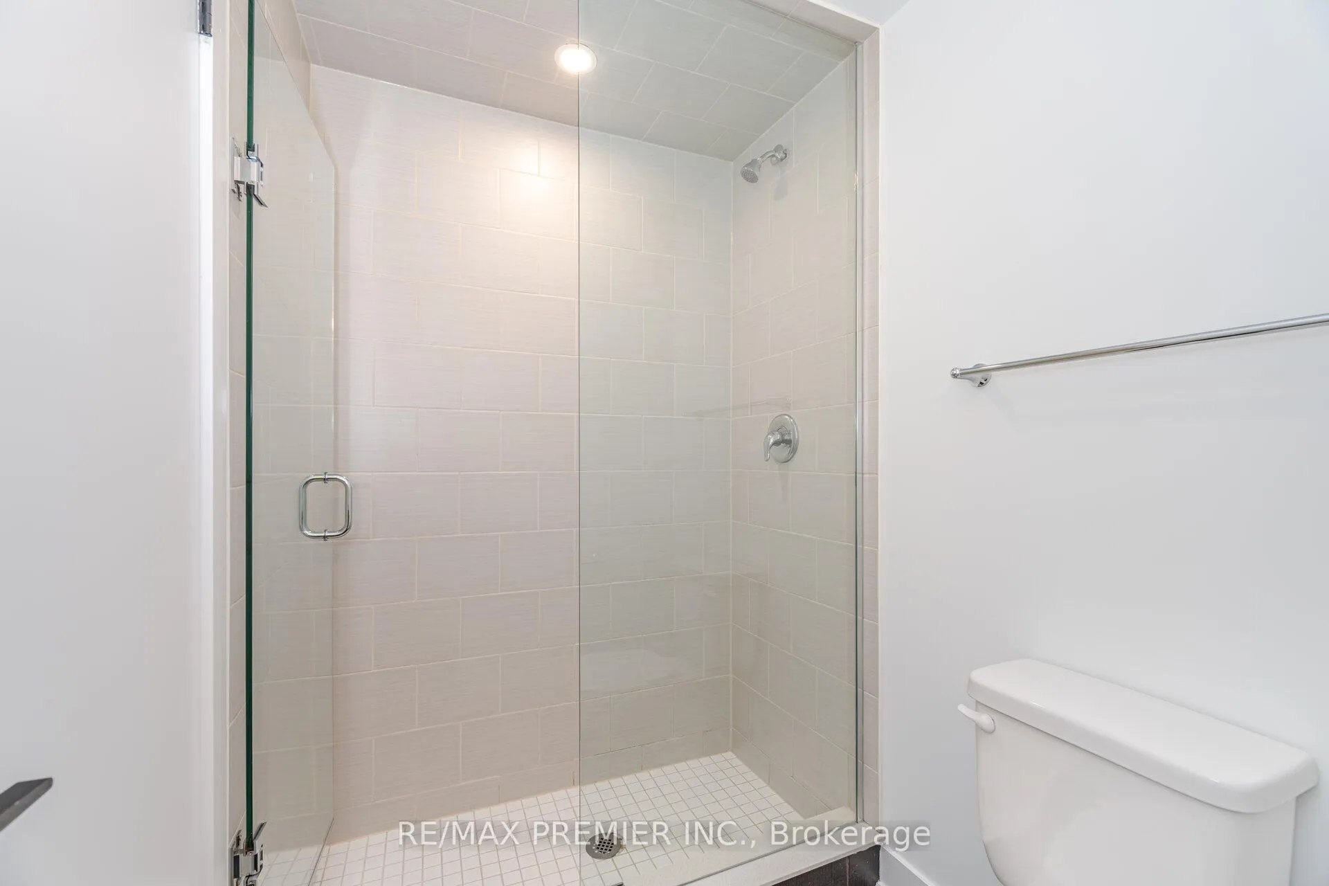 Photo 24 of Unit 516, 4 Spice Way, Barrie, Rural Barrie Southeast — HOMEH
