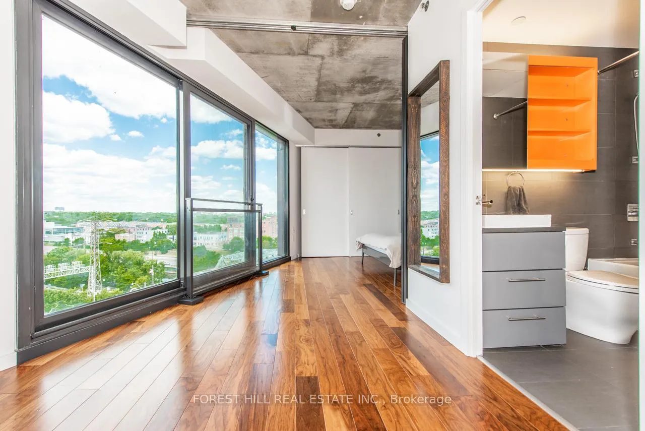 Photo 4 of Unit 903, 51 Trolley Crescent, Toronto, Moss Park — HOMEH