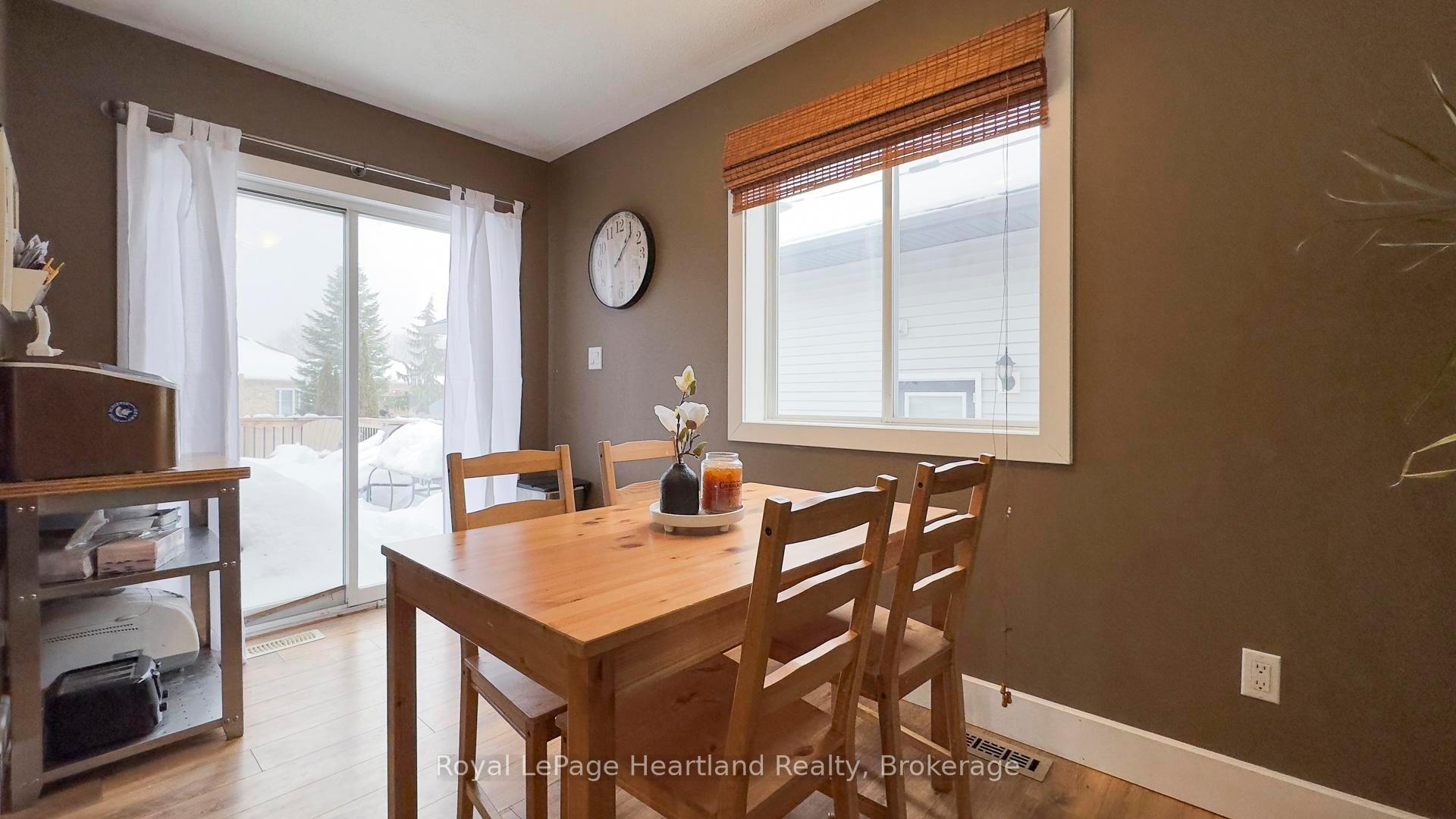 Photo 11 of 223 Bennett Street E, Goderich, Goderich (Town) — HOMEH
