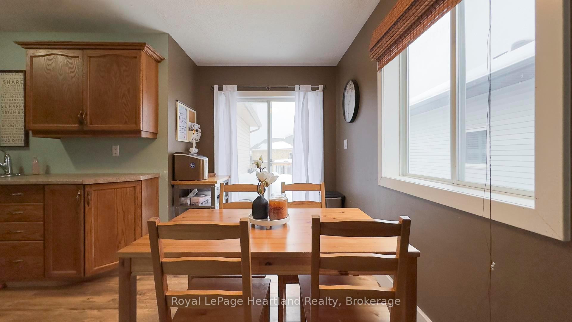 Photo 12 of 223 Bennett Street E, Goderich, Goderich (Town) — HOMEH