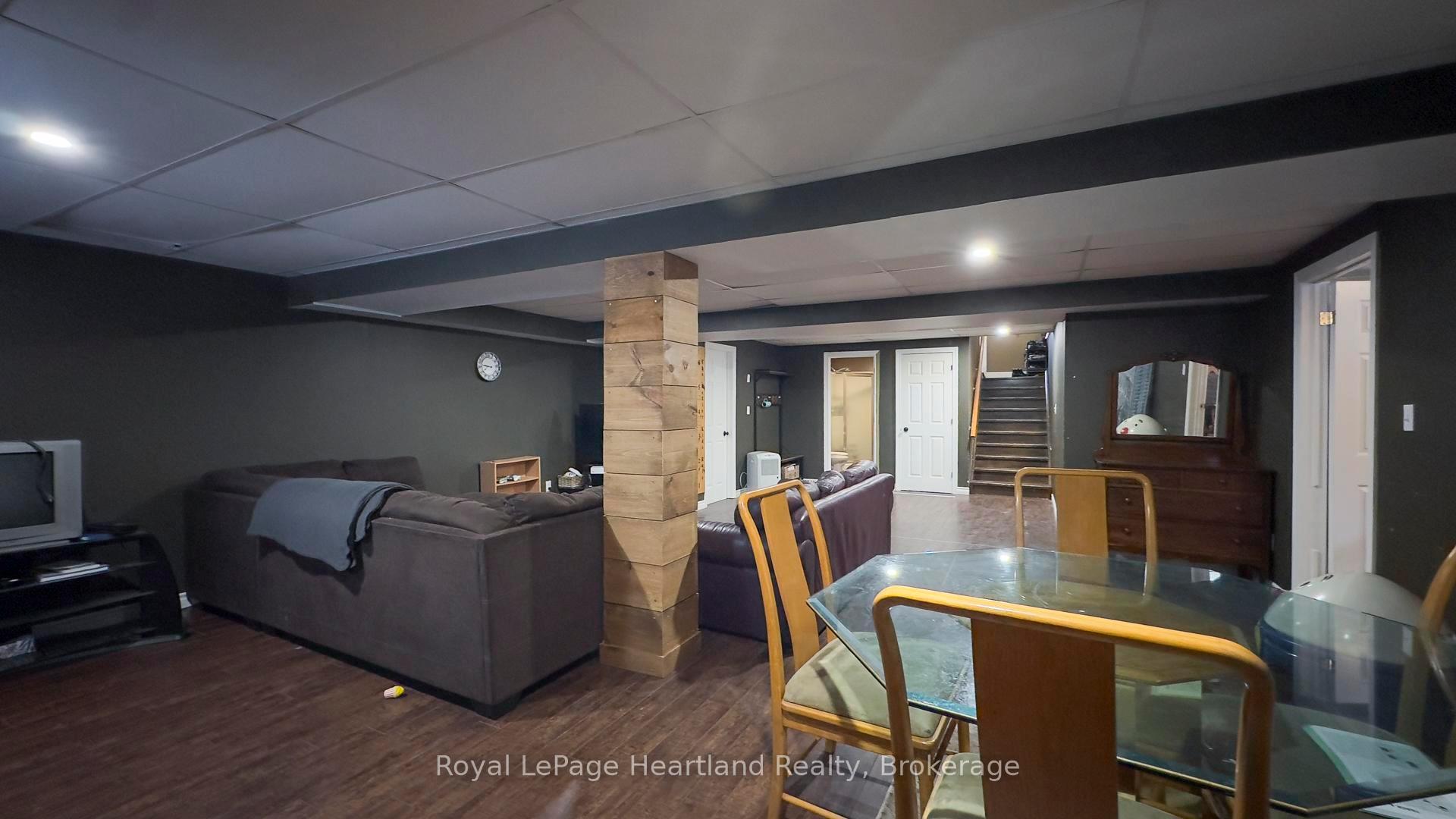 Photo 23 of 223 Bennett Street E, Goderich, Goderich (Town) — HOMEH
