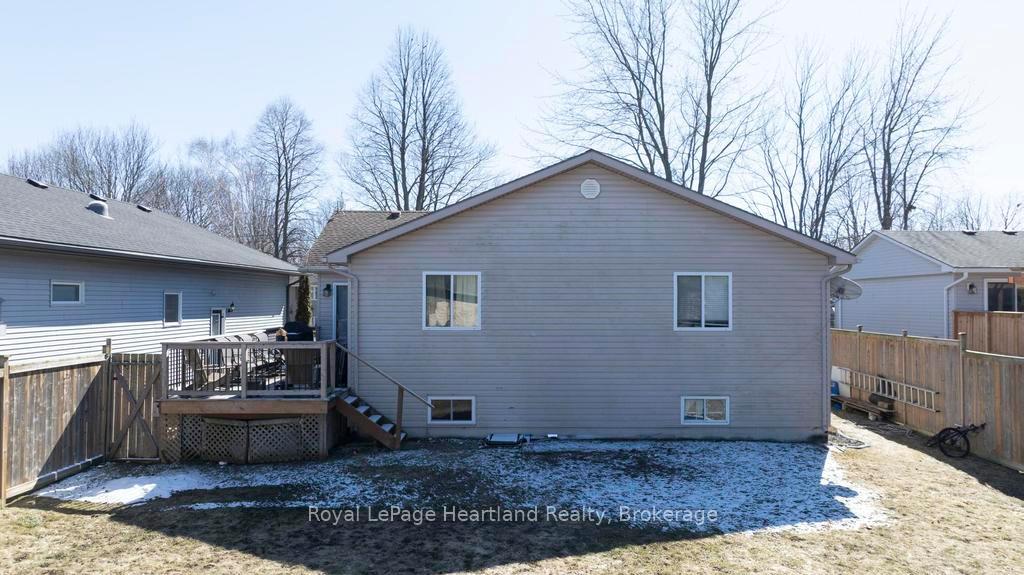 Photo 30 of 223 Bennett Street E, Goderich, Goderich (Town) — HOMEH