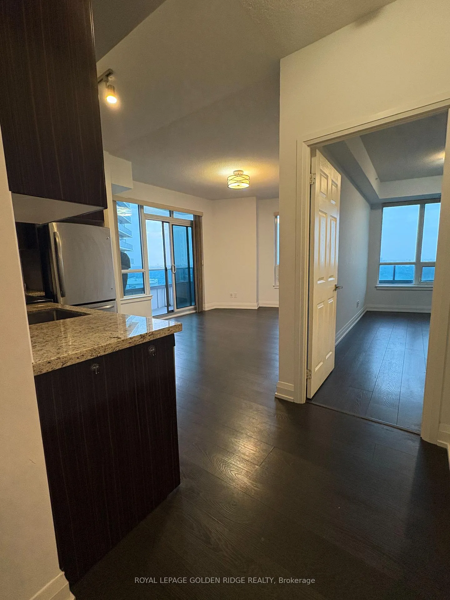 Photo 5 of Unit 2231, 7161 Yonge St Street, Markham, Thornhill — HOMEH