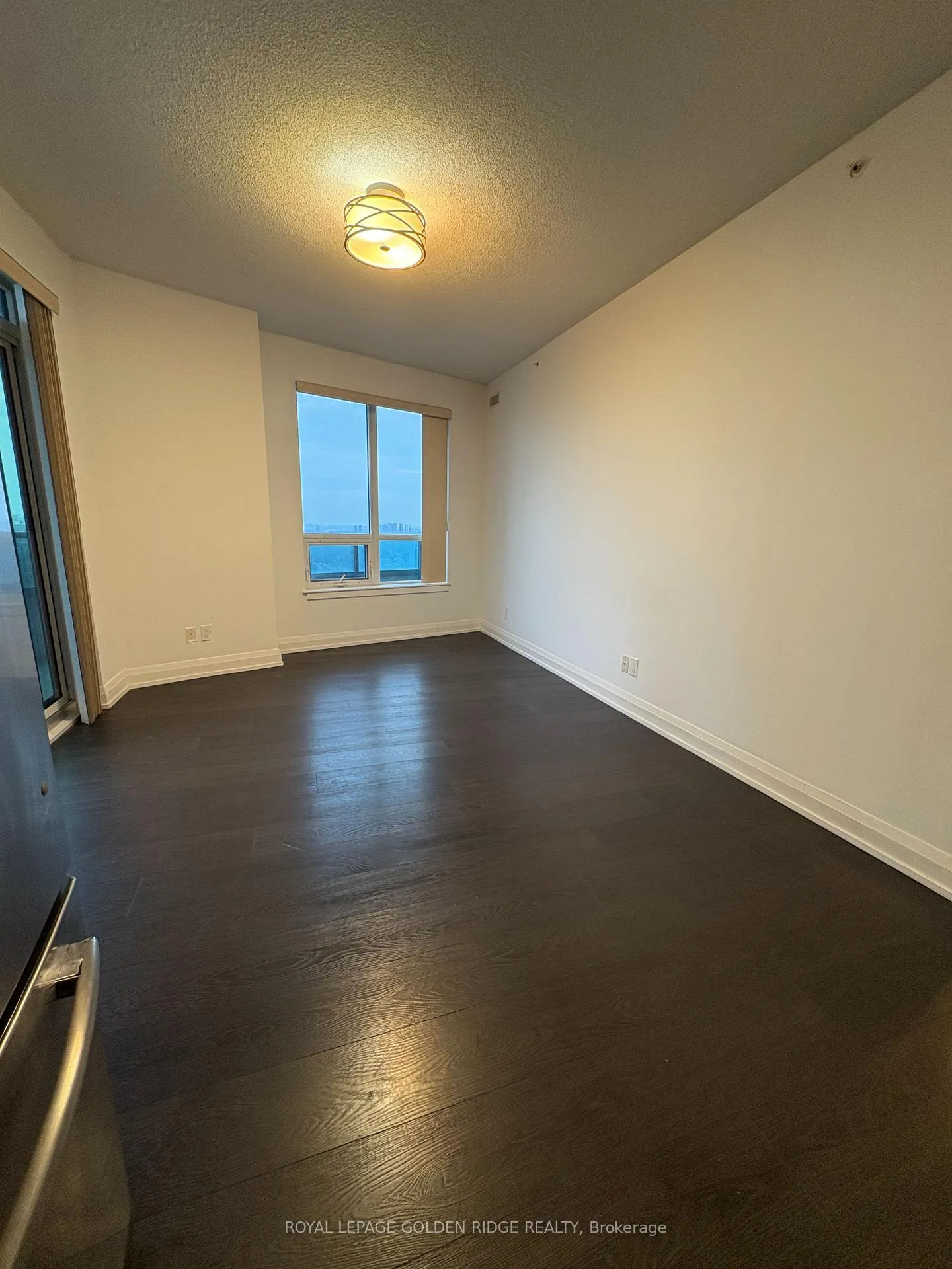 Photo 6 of Unit 2231, 7161 Yonge St Street, Markham, Thornhill — HOMEH