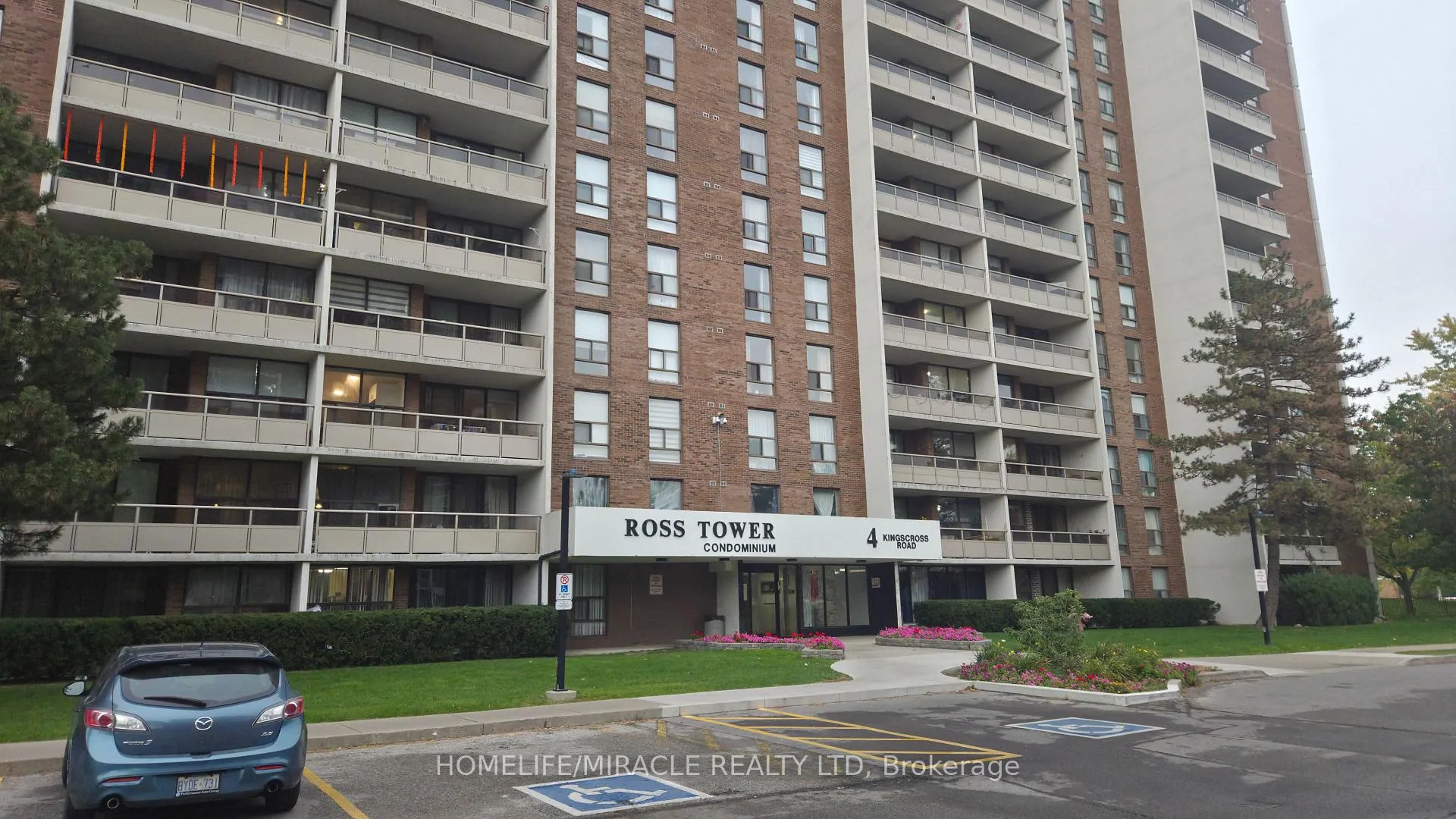 Photo 2 of Unit 105, 4 Kings Cross Road, Brampton, Queen Street Corridor — HOMEH
