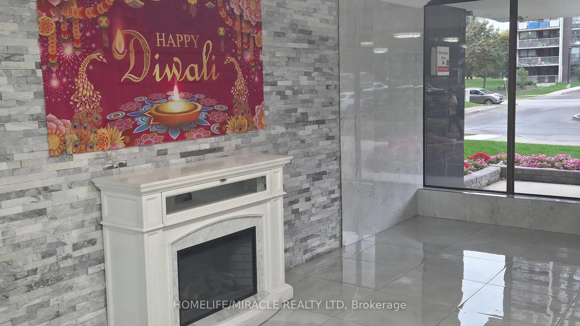 Photo 5 of Unit 105, 4 Kings Cross Road, Brampton, Queen Street Corridor — HOMEH