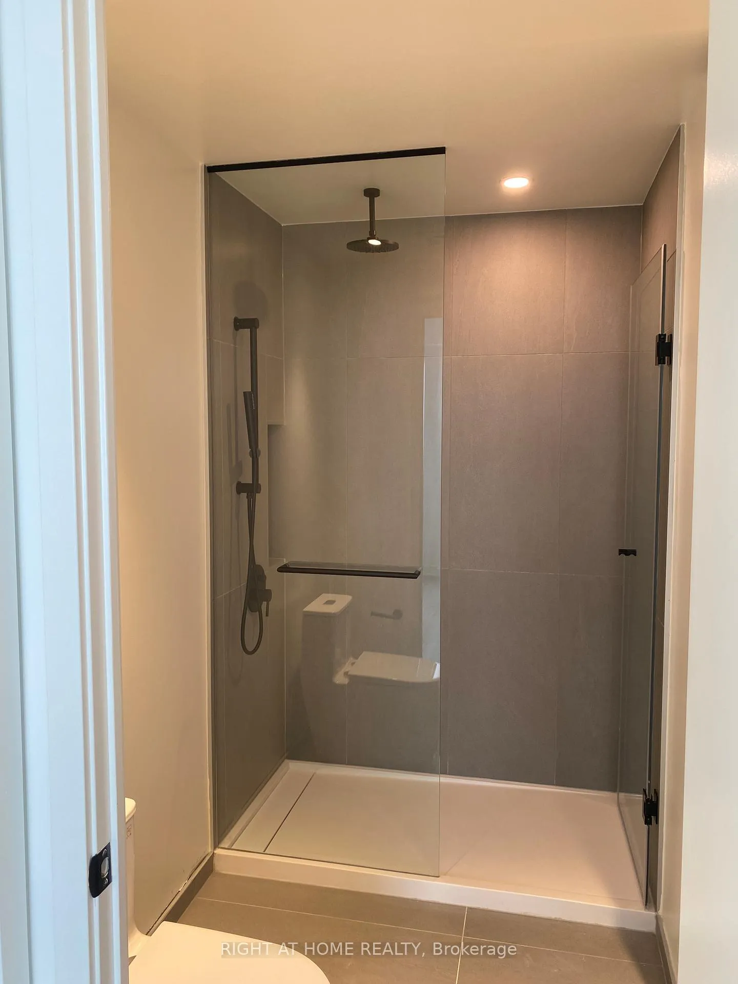 Photo 16 of Unit 3804, 55 charles Street, Toronto, Church-Yonge Corridor — HOMEH