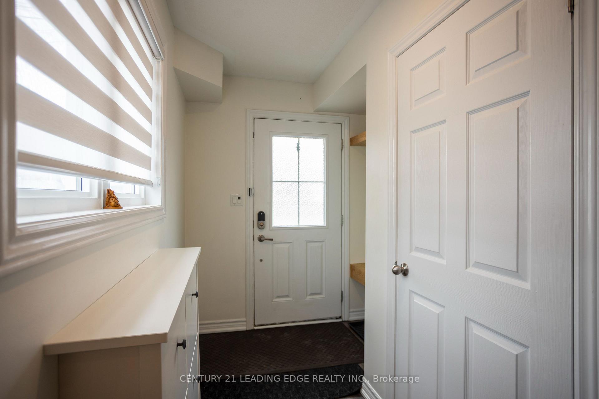 Photo 4 of 15 Ken Bromley Lane, Clarington, Bowmanville — HOMEH