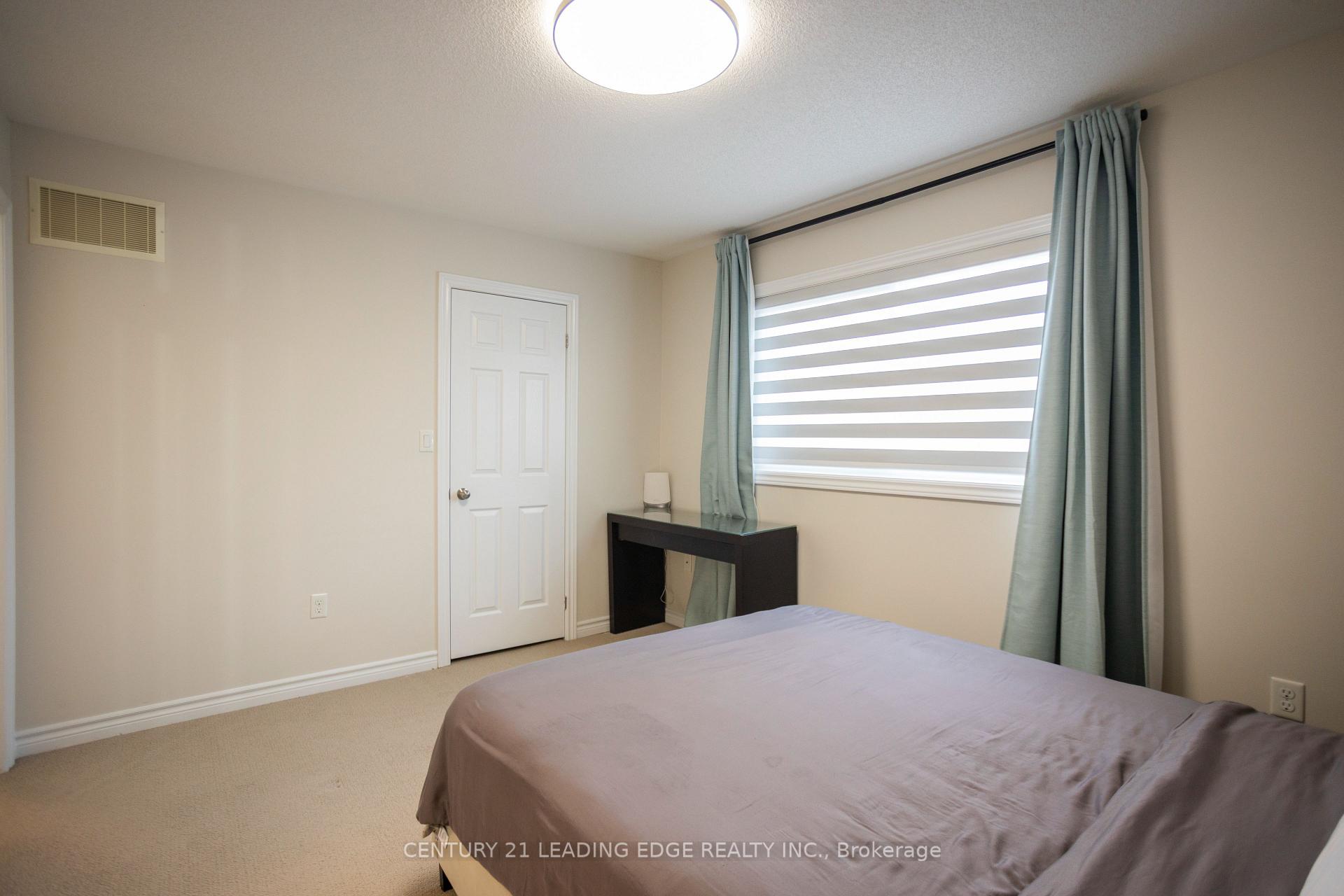 Photo 30 of 15 Ken Bromley Lane, Clarington, Bowmanville — HOMEH