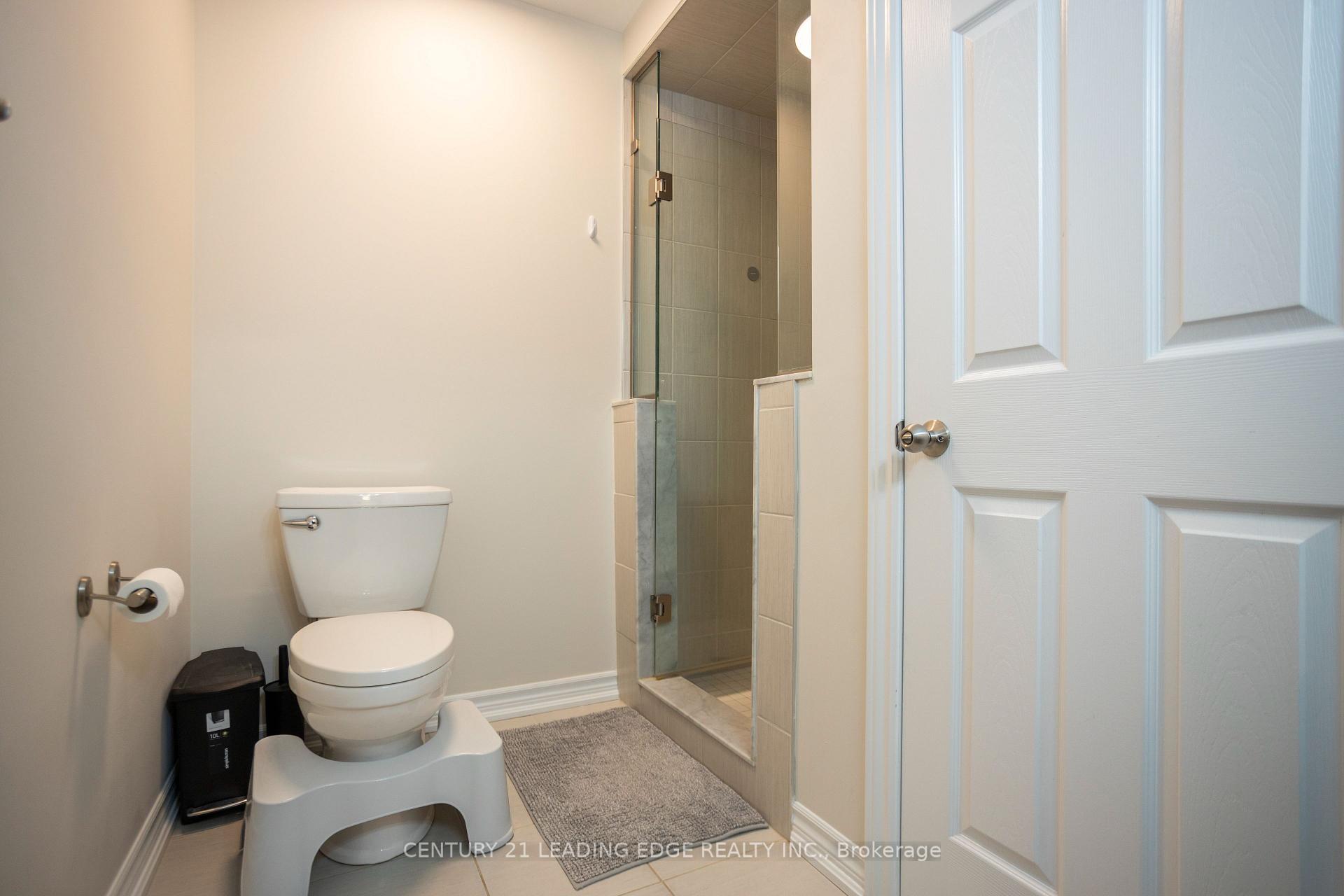 Photo 32 of 15 Ken Bromley Lane, Clarington, Bowmanville — HOMEH