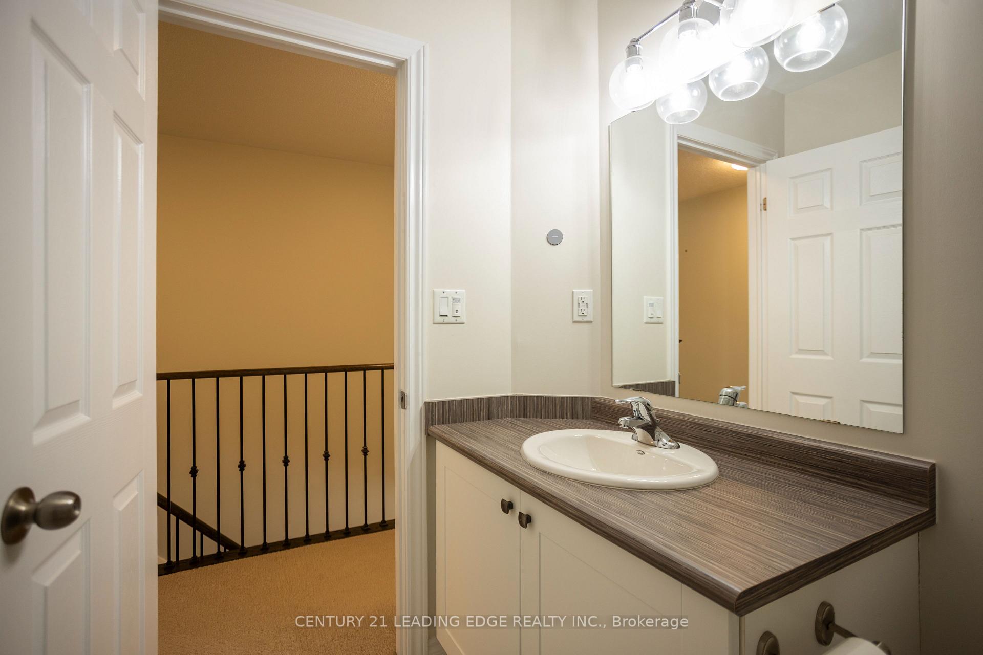 Photo 37 of 15 Ken Bromley Lane, Clarington, Bowmanville — HOMEH